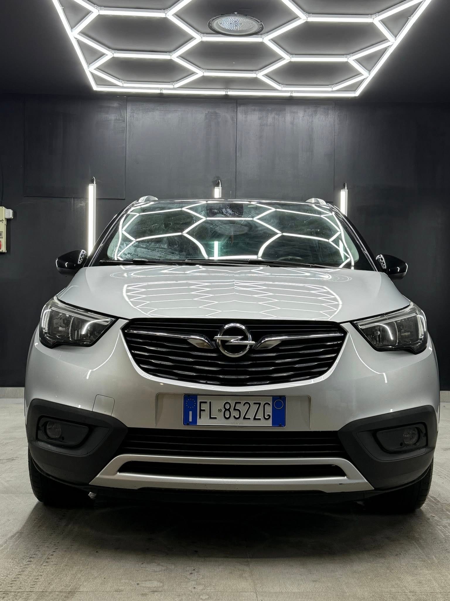 
OPELCrossland X 1.6 ECOTEC D Start&Stop Ultimate2018 full									