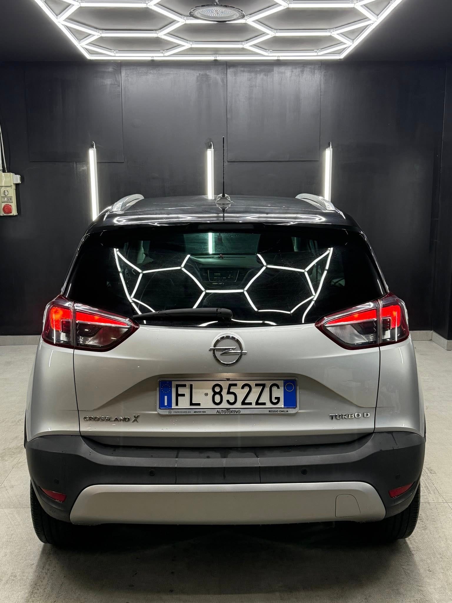 
OPELCrossland X 1.6 ECOTEC D Start&Stop Ultimate2018 full									