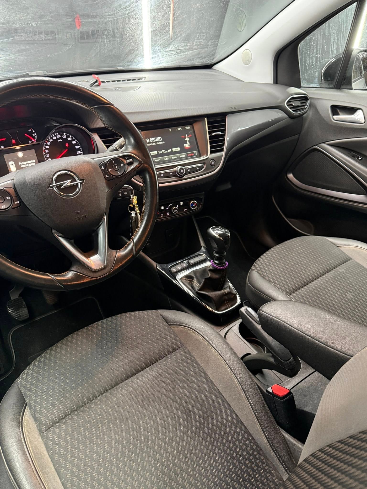 
OPELCrossland X 1.6 ECOTEC D Start&Stop Ultimate2018 full									