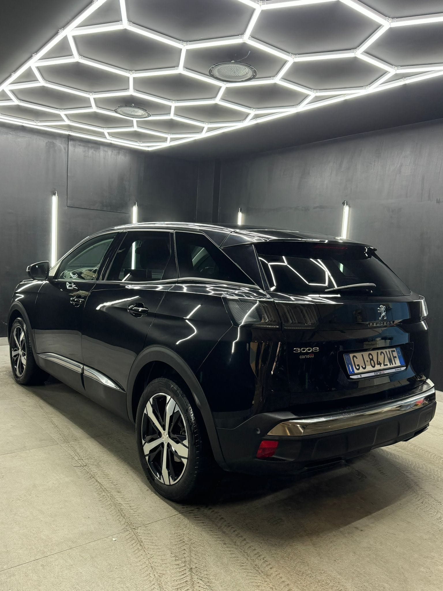 
PEUGEOT3008 BlueHDi 130 S&S Allure Pack2023 full									