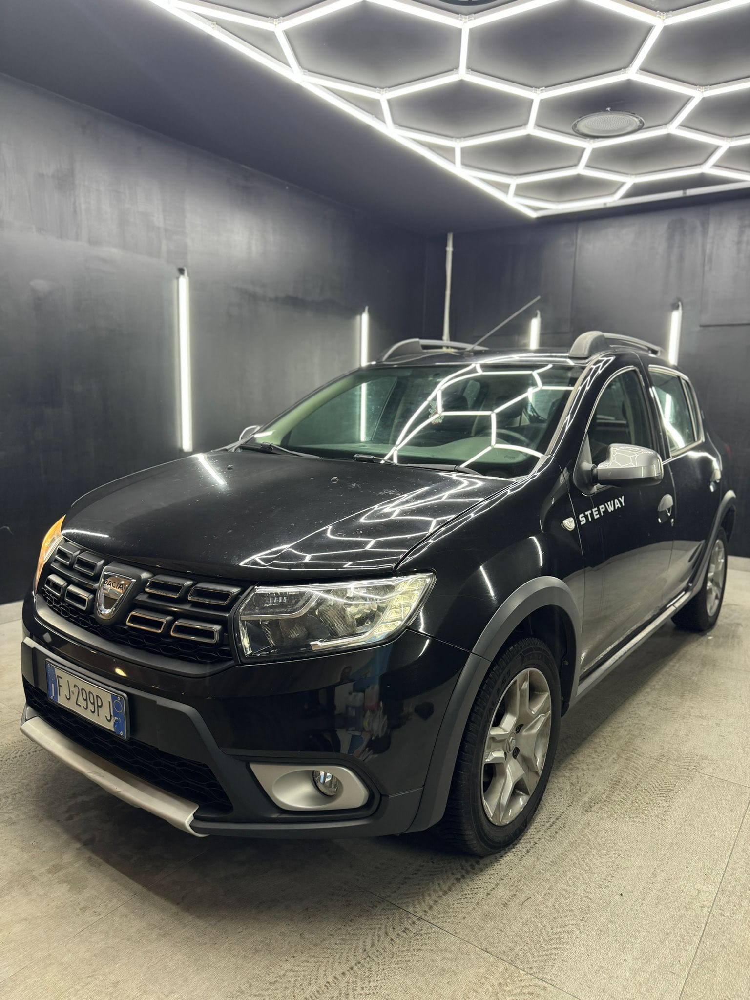 DACIASANDERO STEPWAY 0.9 TCe 12V T-GPL 90CV S&S Serie Speciale Brave2017