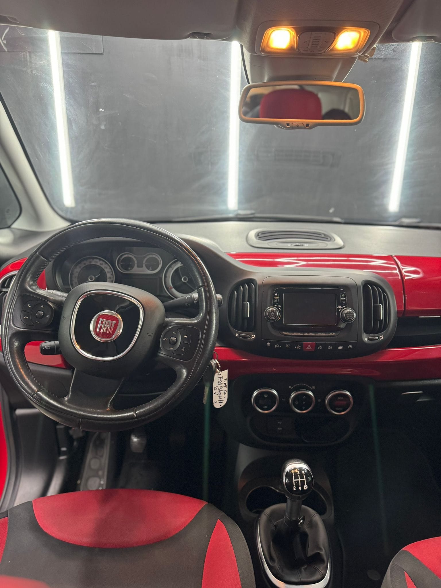 
FIAT500L 1.3 Multijet 85 CV Lounge2014 full									