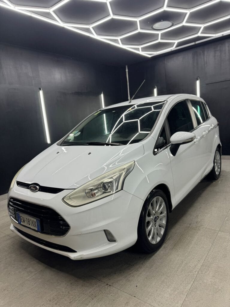 FORDB-Max 1.5 TDCi 75 CV Business Titanium2014
