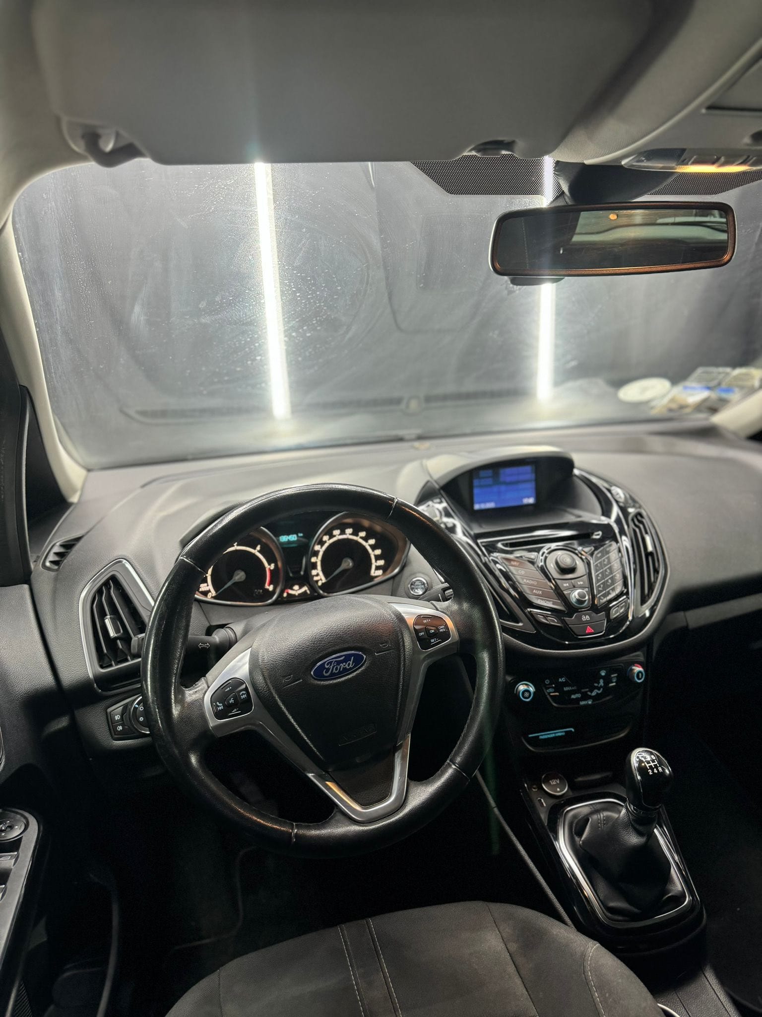 
FORDB-Max 1.5 TDCi 75 CV Business Titanium2014 full									