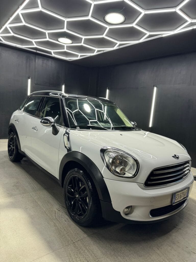 Mini2.0 Cooper D Countryman2013