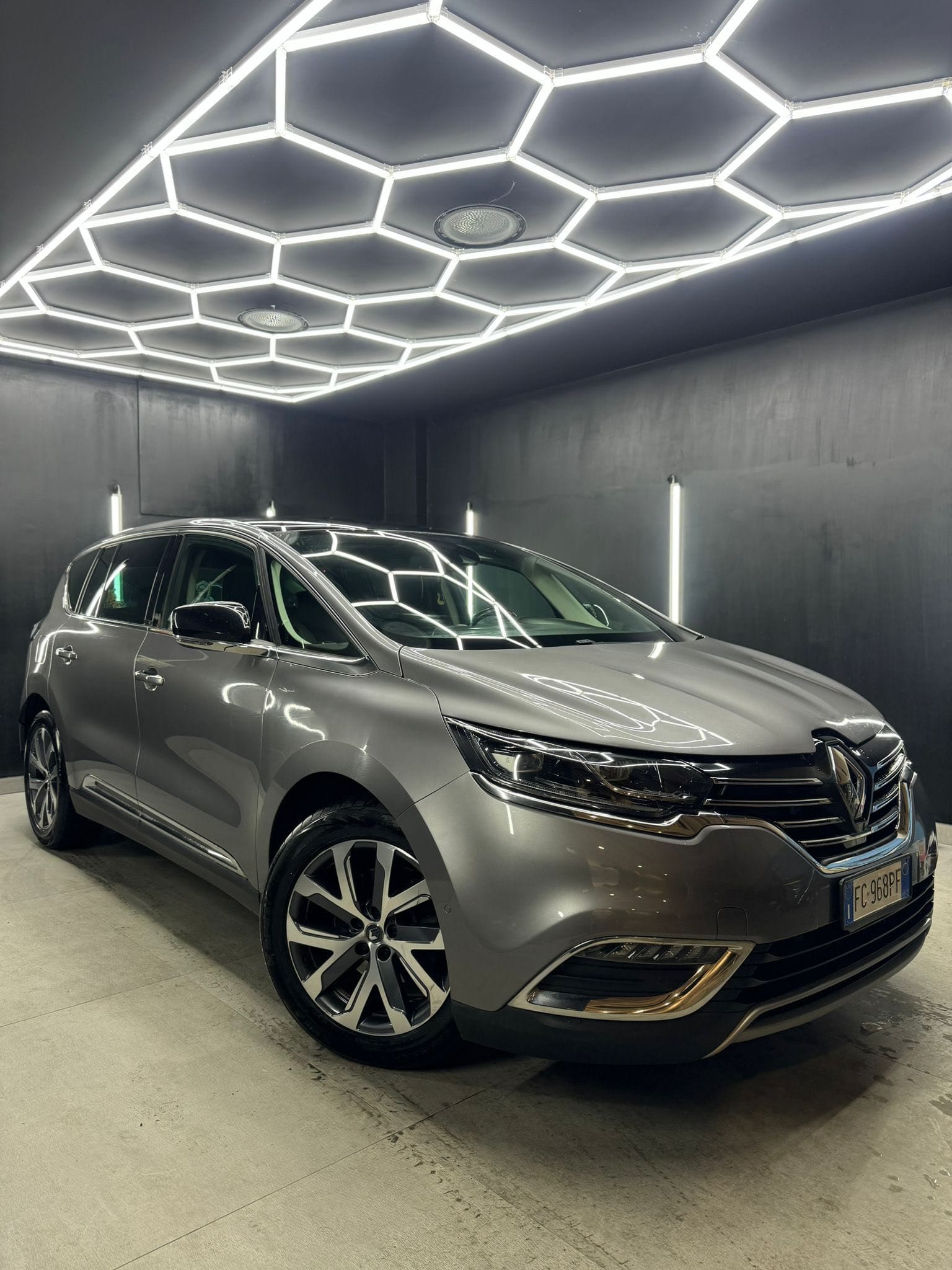 
RENAULTESPACE dCi 160CV EDC Energy Initiale Paris 4Control2016 full									
