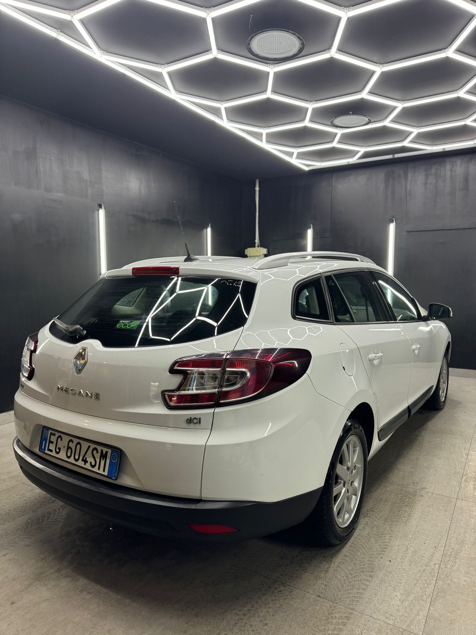 
RENAULTMegane 1.5 dCi 90CV SporTour Attractive2011 full									