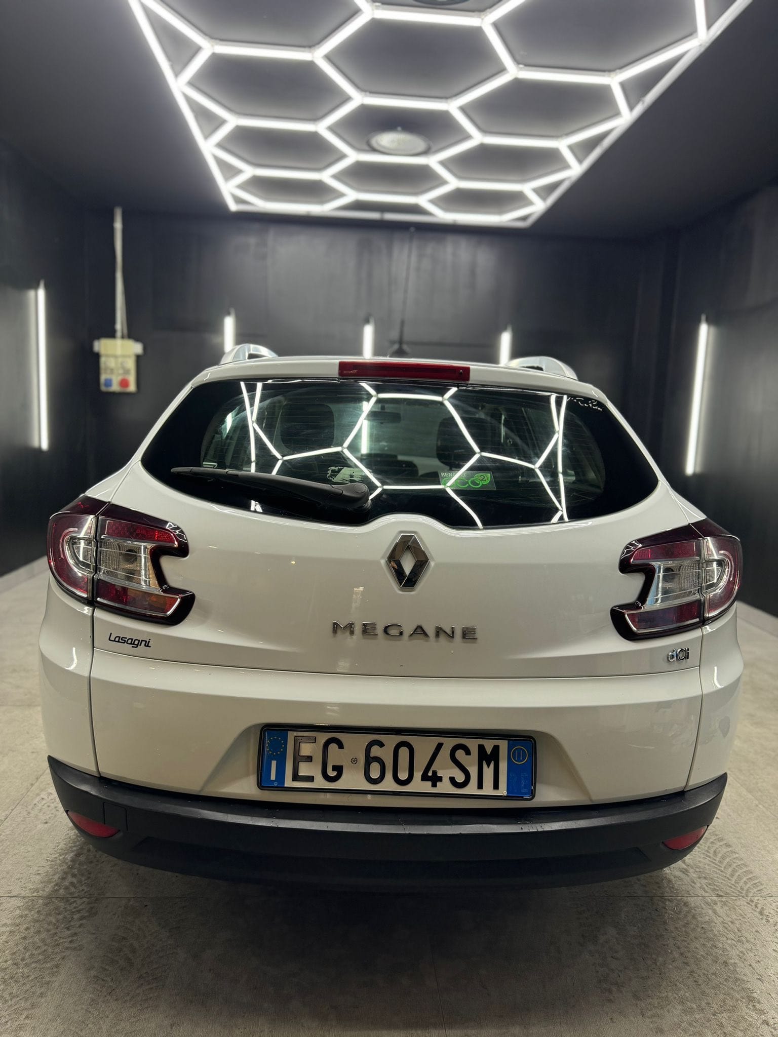
RENAULTMegane 1.5 dCi 90CV SporTour Attractive2011 full									