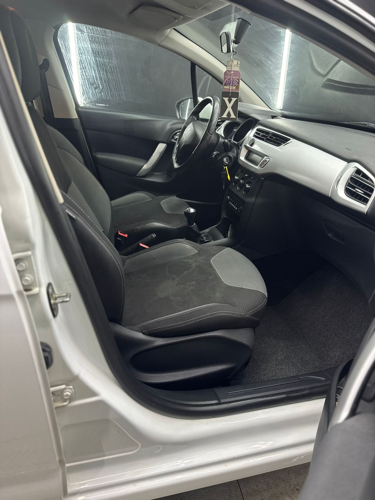 
CITROENC3 1.1 Exclusive2012 full									