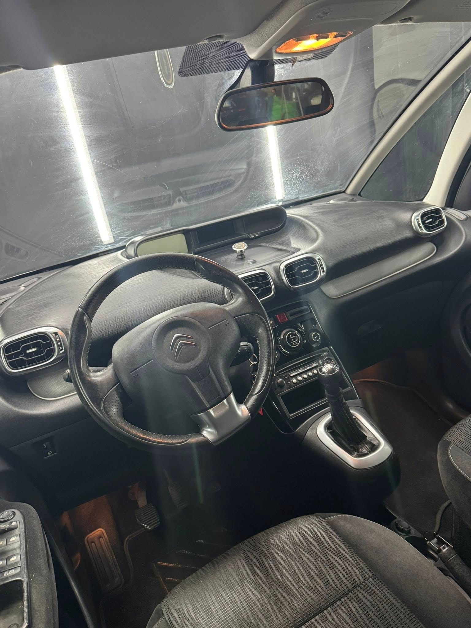 
CITROENC3 Picasso 1.6 HDi 90 Exclusive Limited 22013 full									