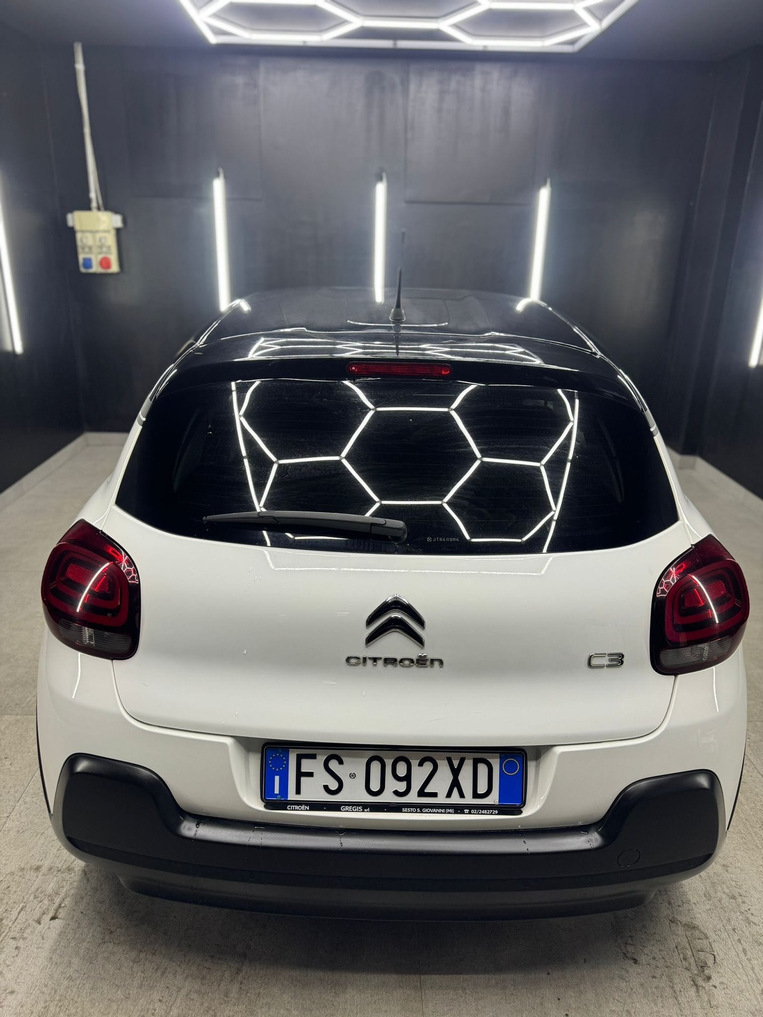 
CITROENC3 PureTech 82 S&S Shine2018 full									
