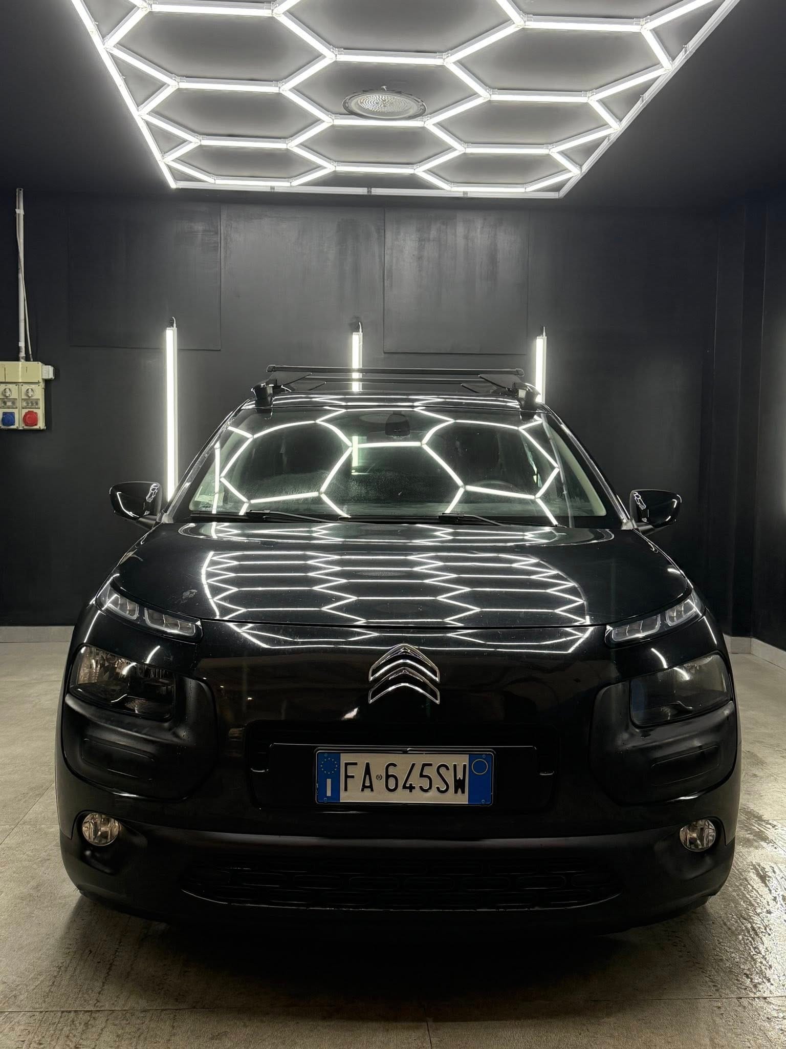 
CITROENC4 Cactus BlueHDi 100 S&S Shine2015 full									
