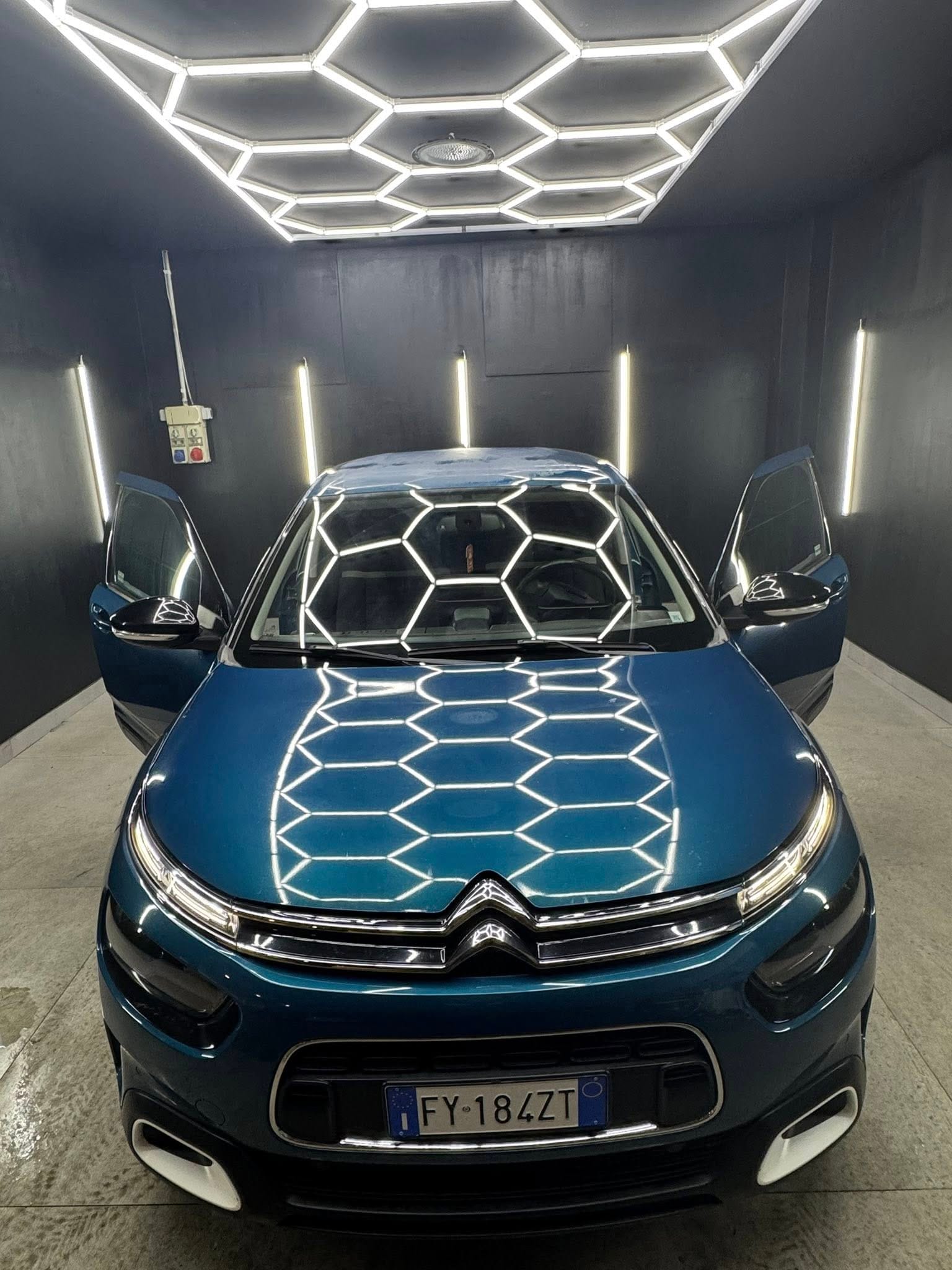 
CITROENC4 Cactus PureTech 110 S&S Origins2019 full									