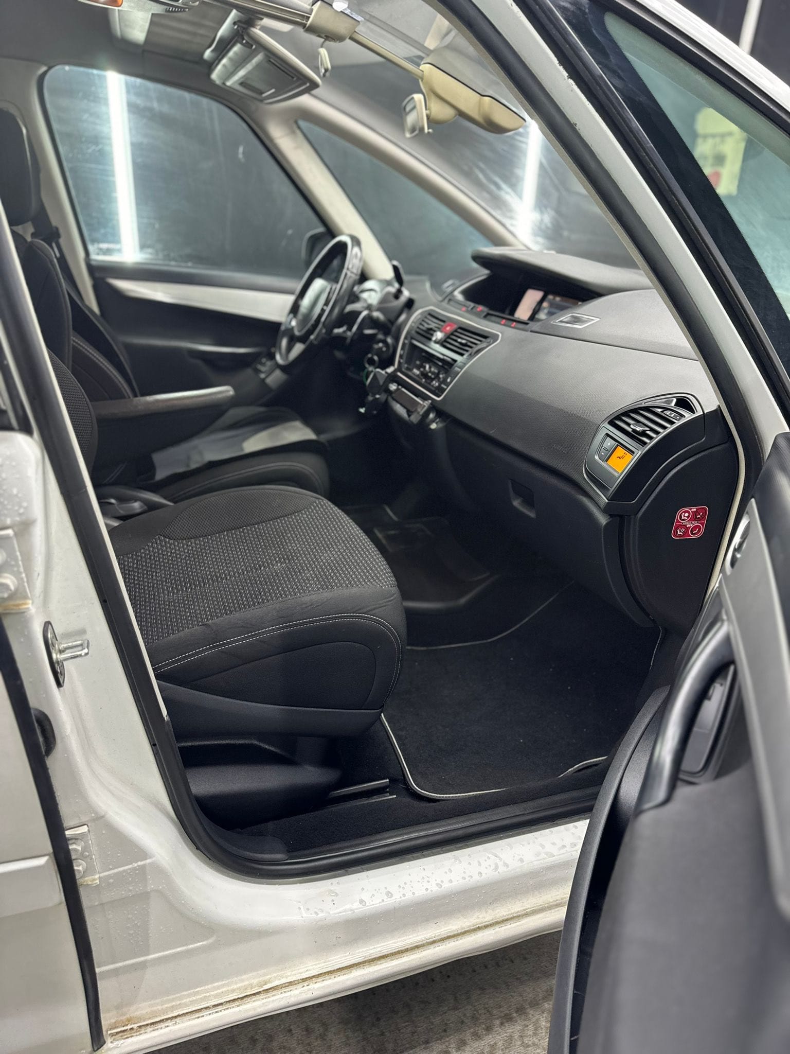 
CITROENC4 Grand Picasso 1.6 HDi 110 CMP6 Perfect2010 full									