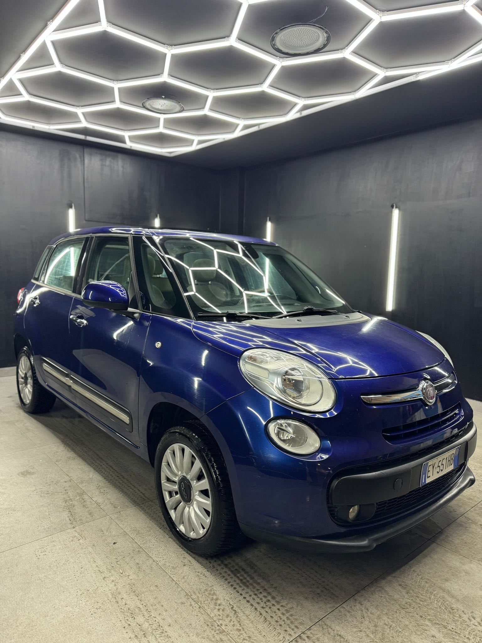 
FIAT500L Turbo Natural Power Lounge2015 full									