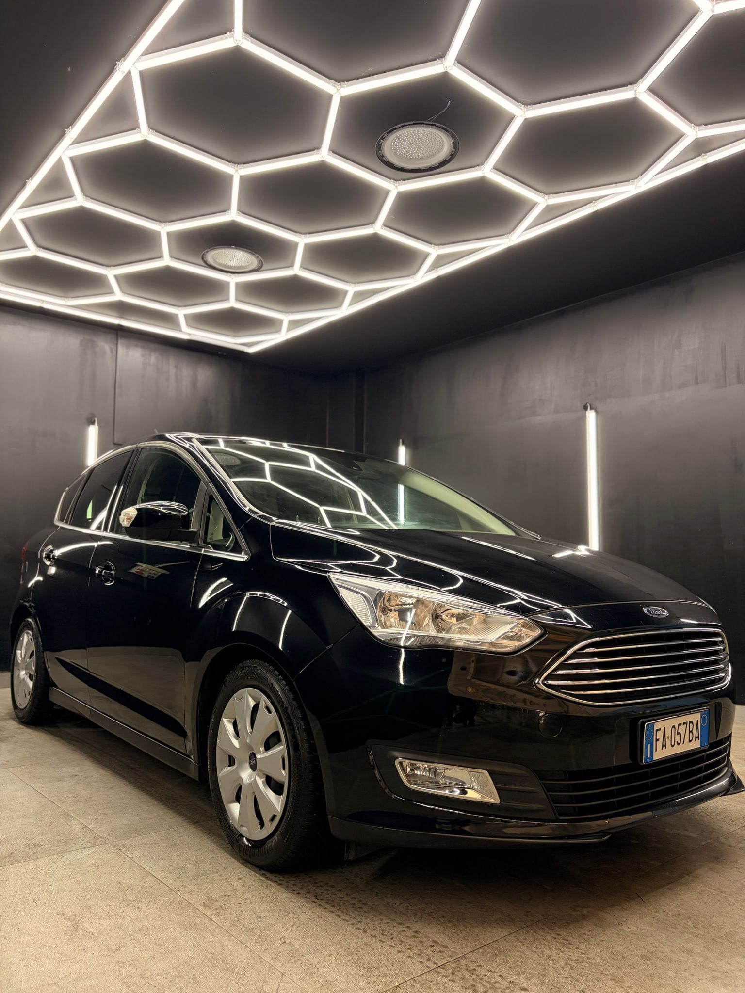 
FORDC-Max 1.0 EcoBoost 125CV Titanium2015 full									