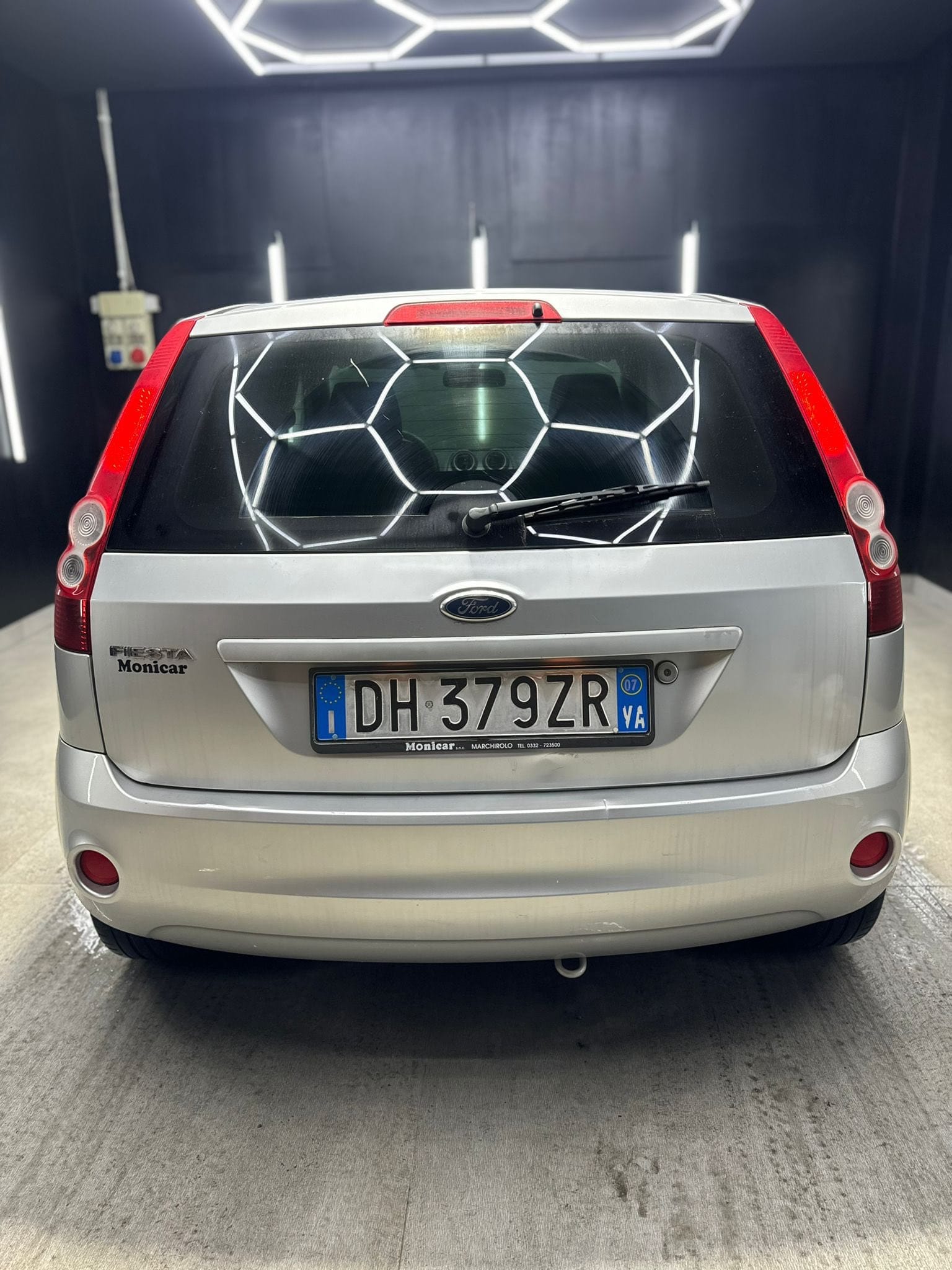 
FORDFIESTA 1.2 16V 5P Ghia2007 full									