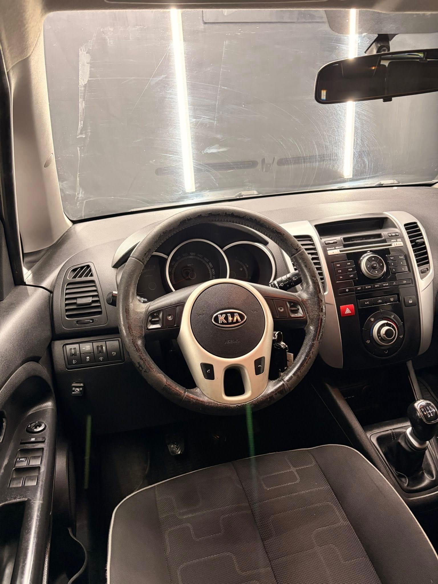 
KIAVenga 1.4 CVVT EX ISG full									