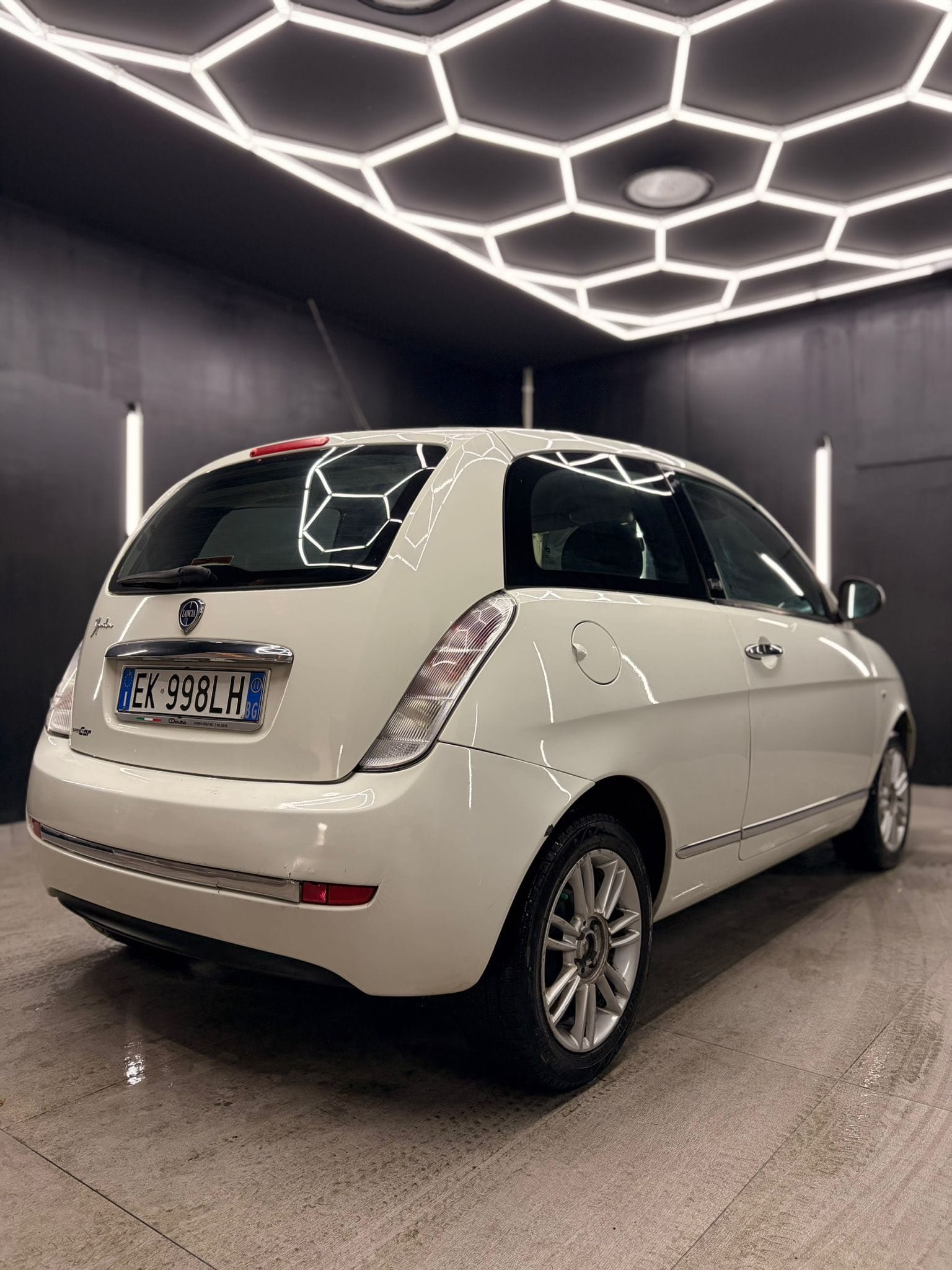 
LANCIAYpsilon 1.2 69 CV Diva2011 full									