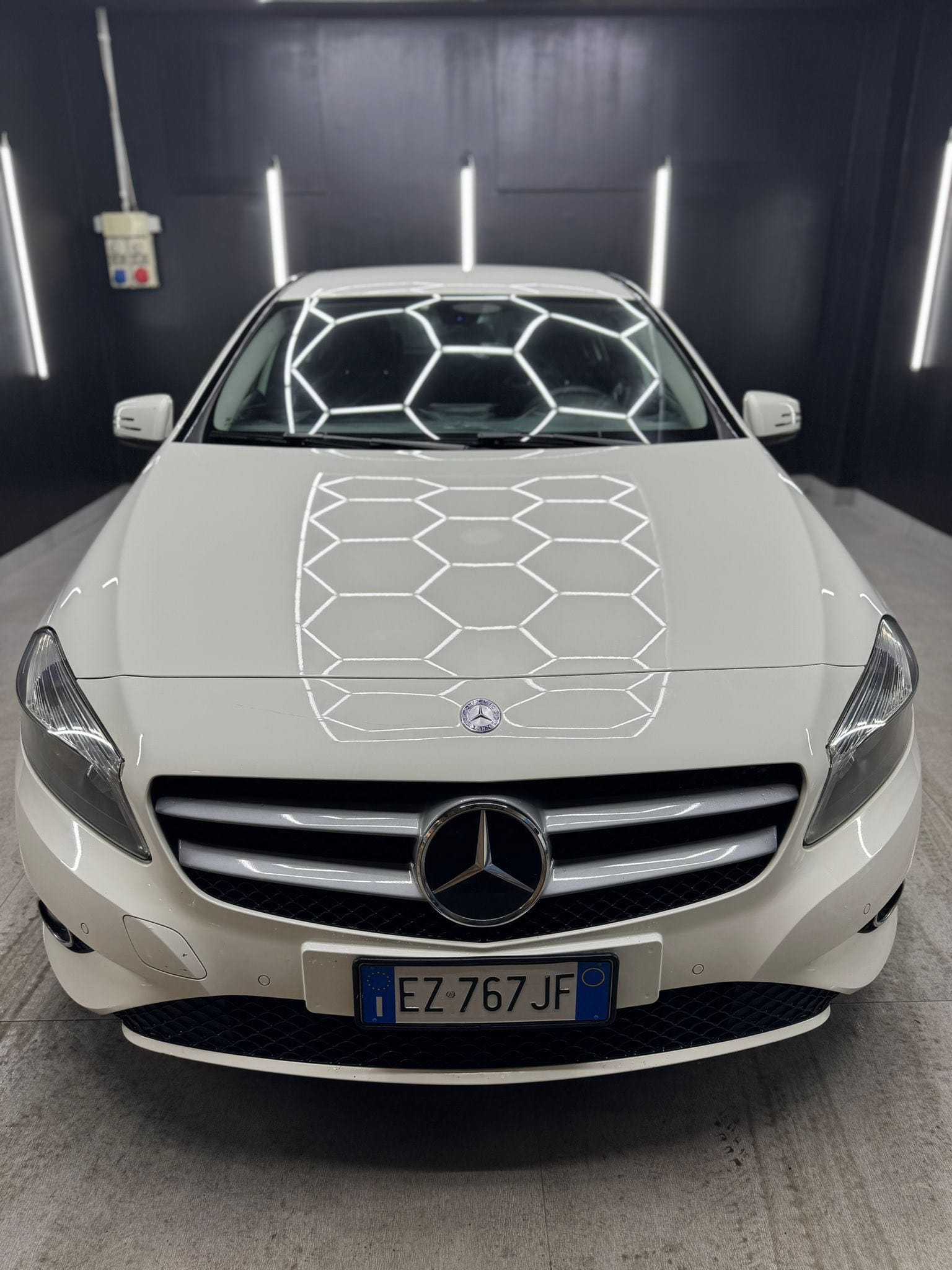 
MERCEDESCLASSE A 200 CDI Dark Night Edition2015 full									