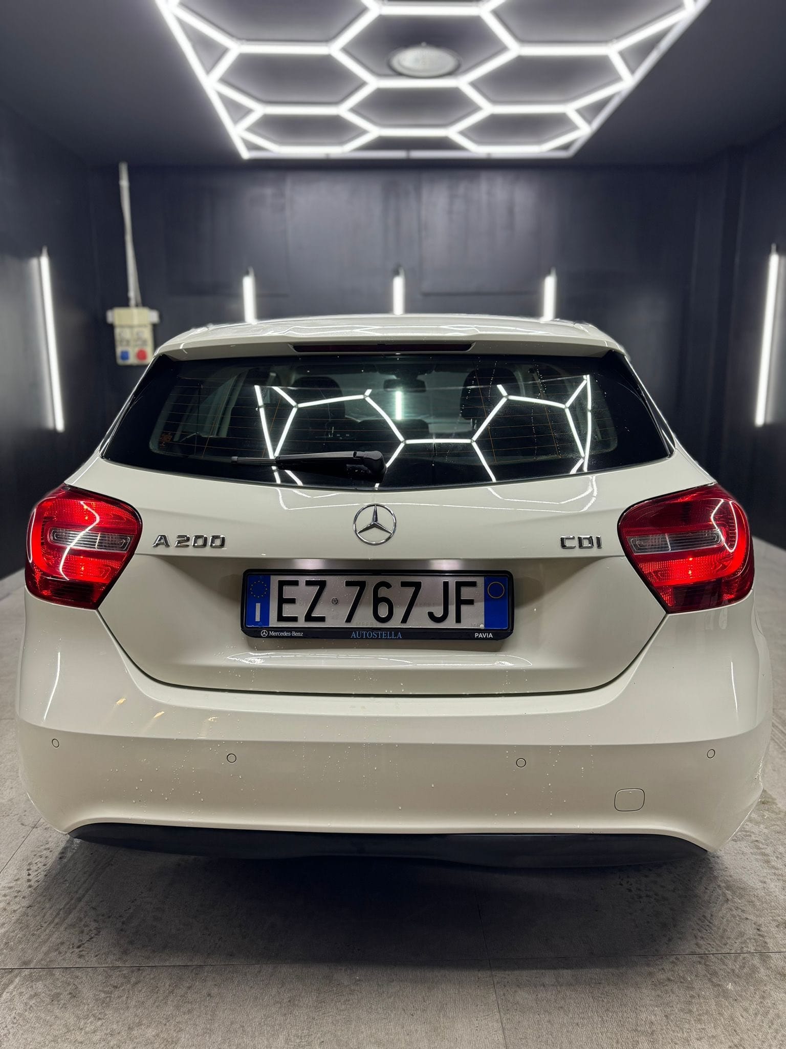 
MERCEDESCLASSE A 200 CDI Dark Night Edition2015 full									