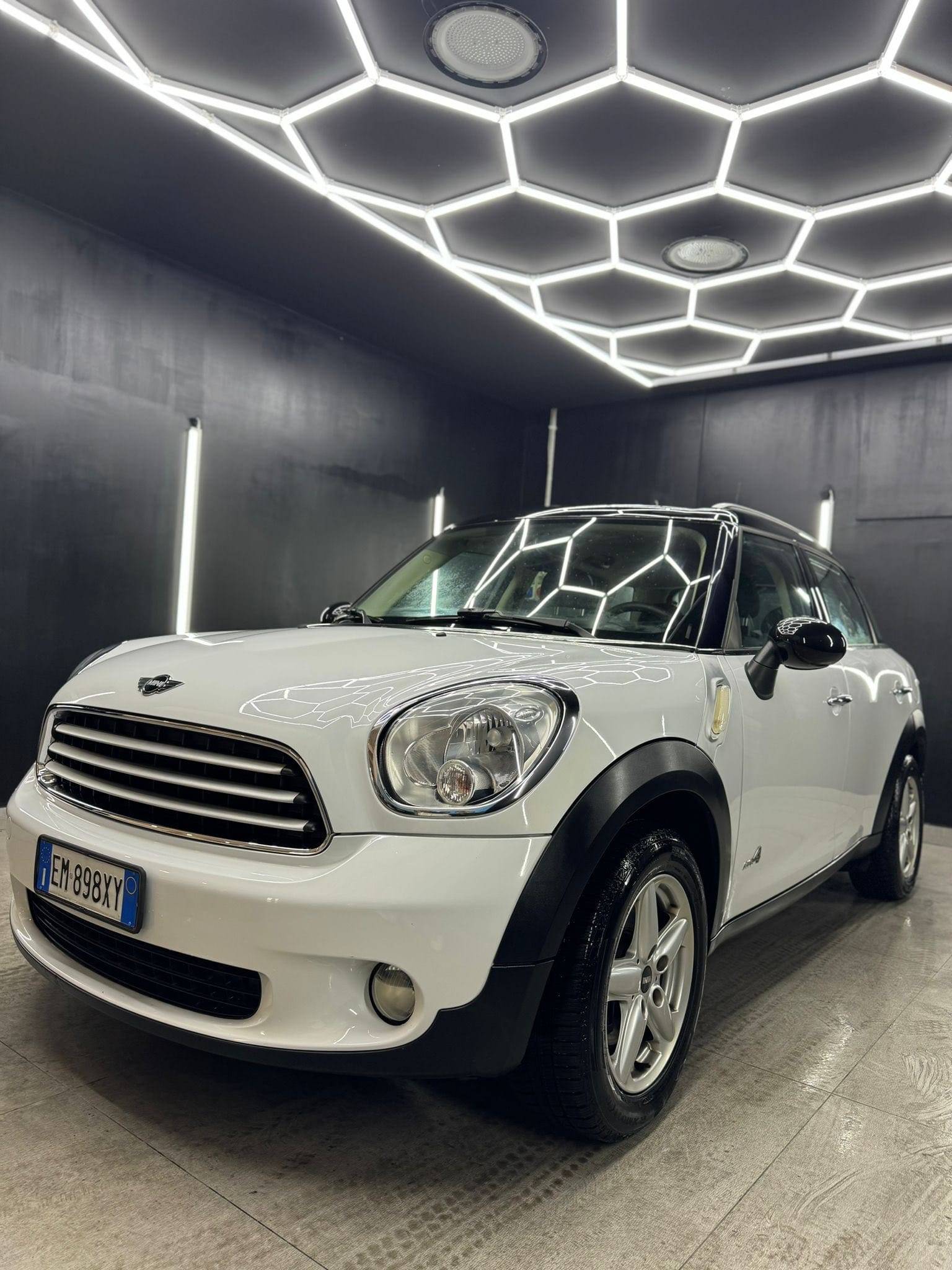 MINI1.6 Cooper D Countryman ALL42012