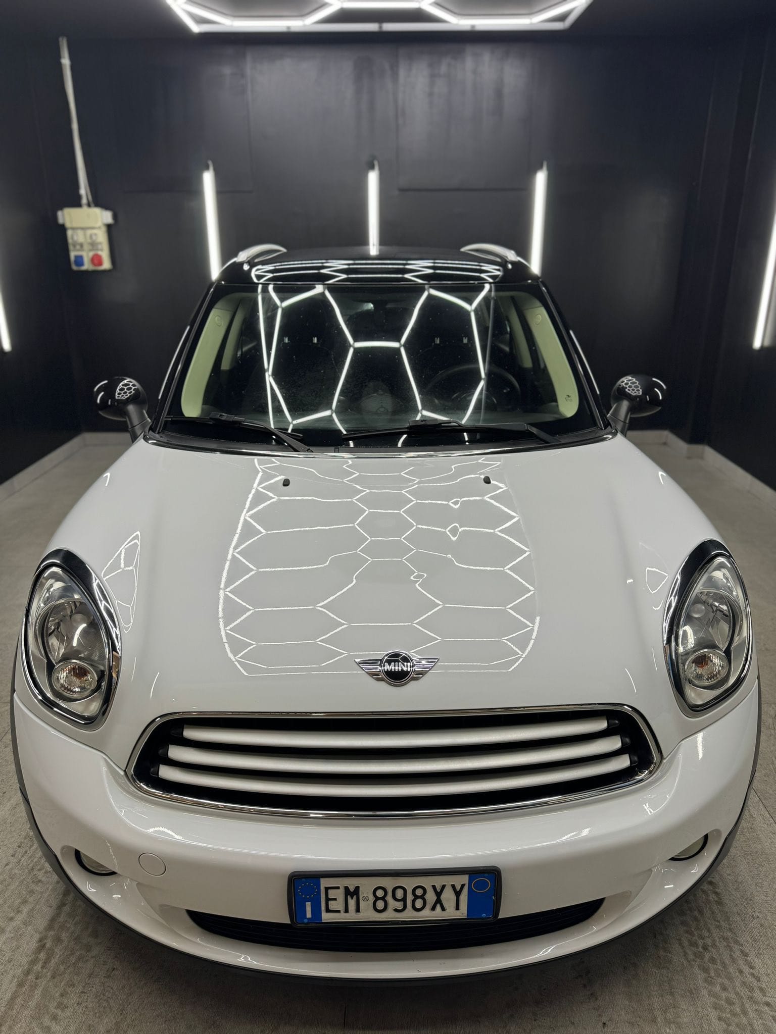 
MINI1.6 Cooper D Countryman ALL42012 full									