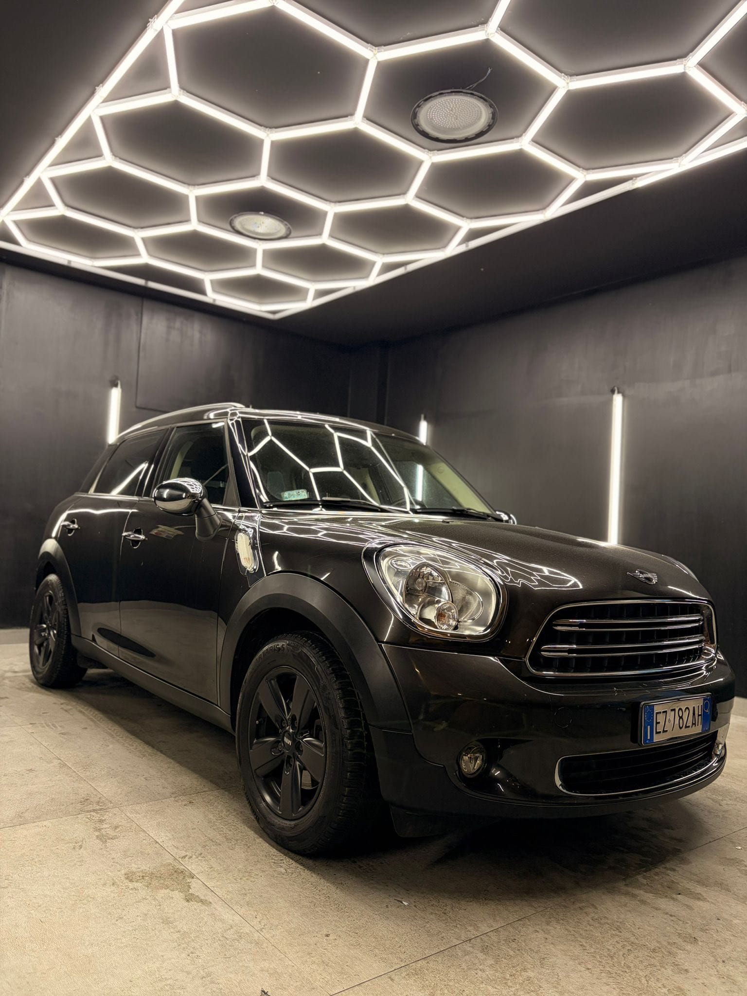 
MINI1.6 One Countryman2015 full									