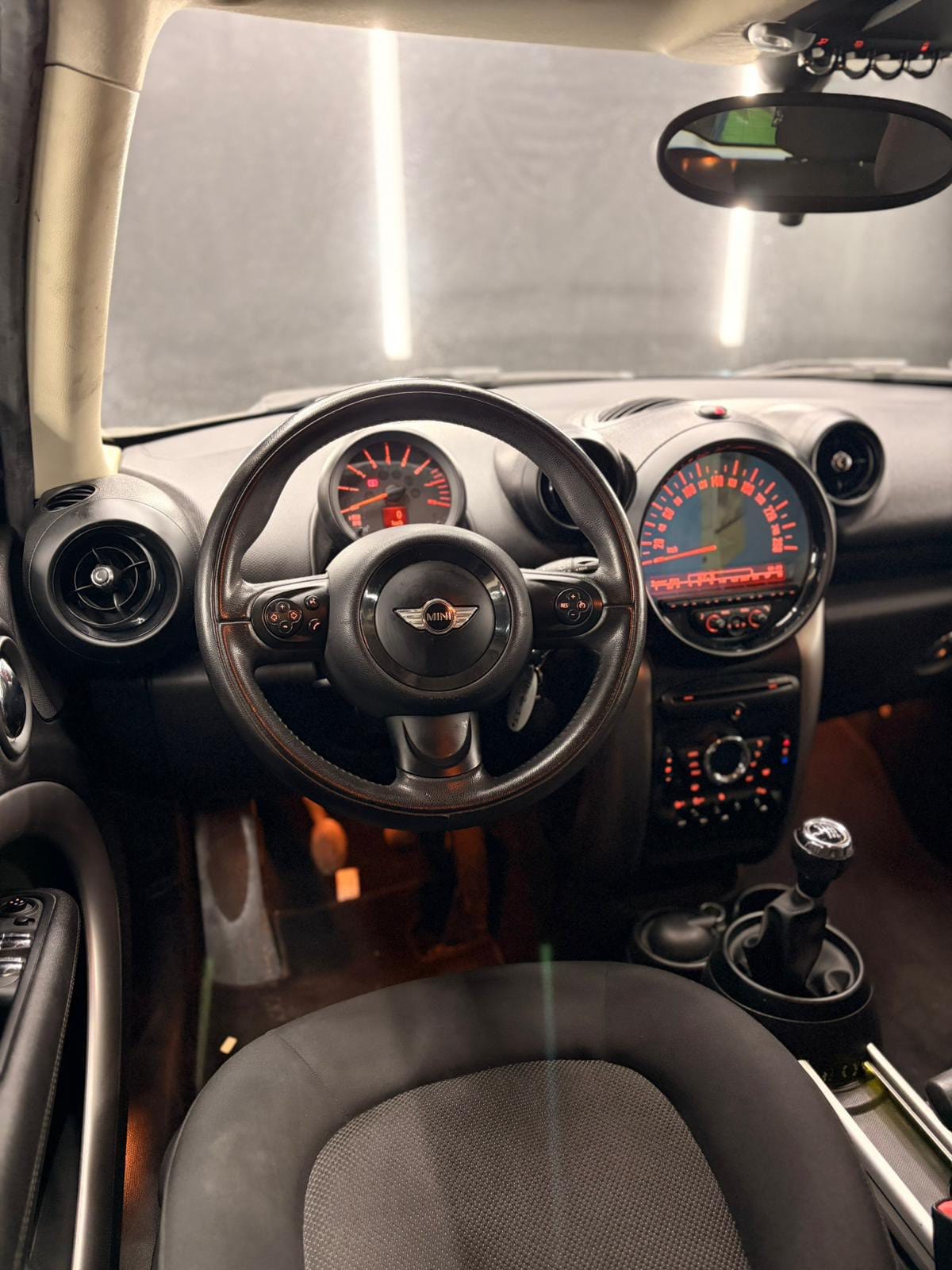 
MINI1.6 One Countryman2015 full									