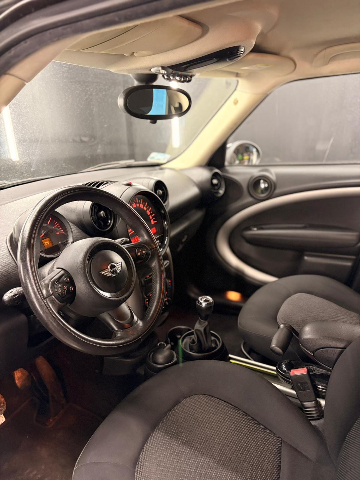 
MINI1.6 One Countryman2015 full									