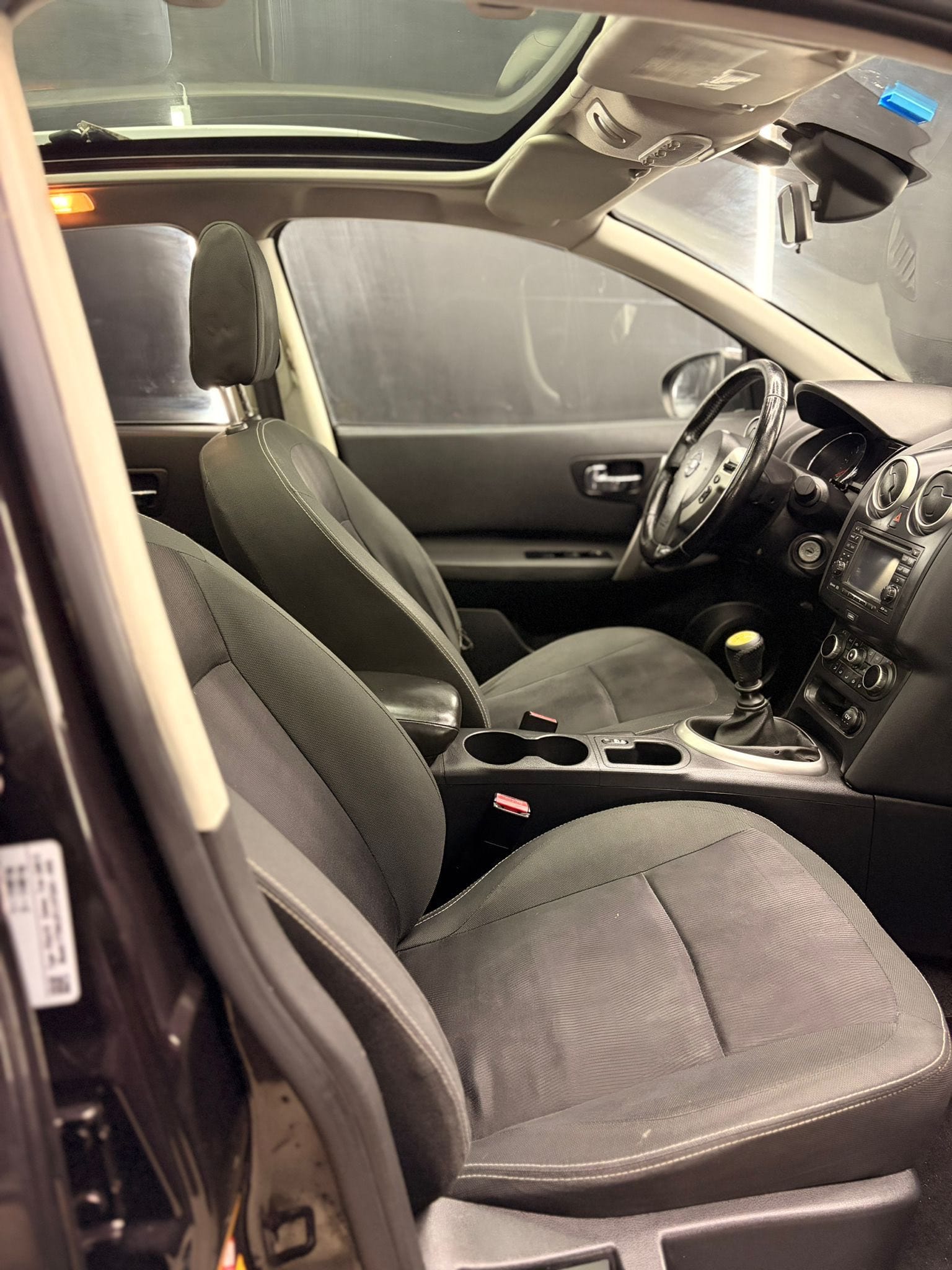 
NISSANQashqai 1.6 dCi DPF Visia2013 full									