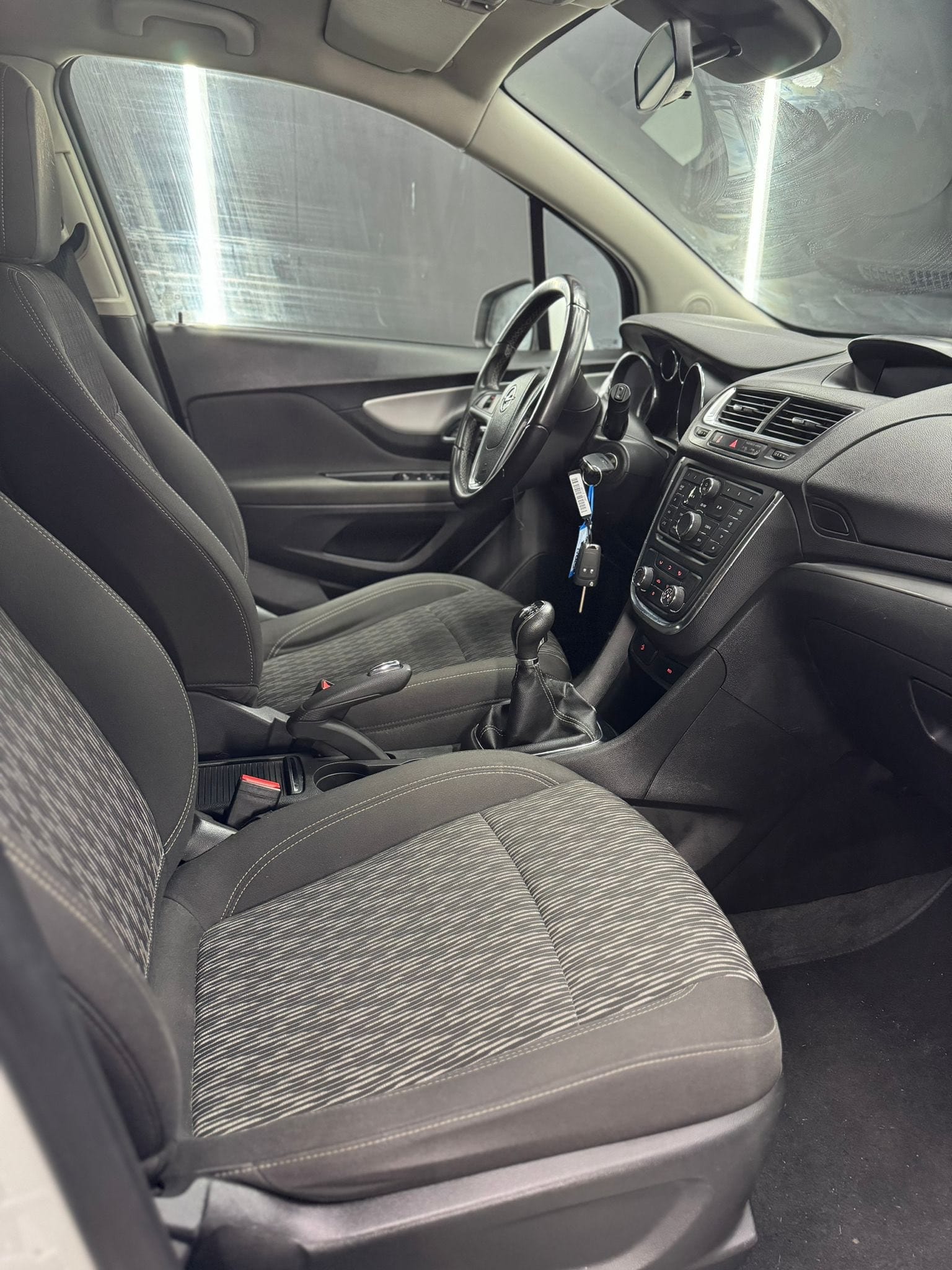 
OPELMOKKA 1.7 CDTI Ecotec 130CV 4×2 Cosmo2014 full									