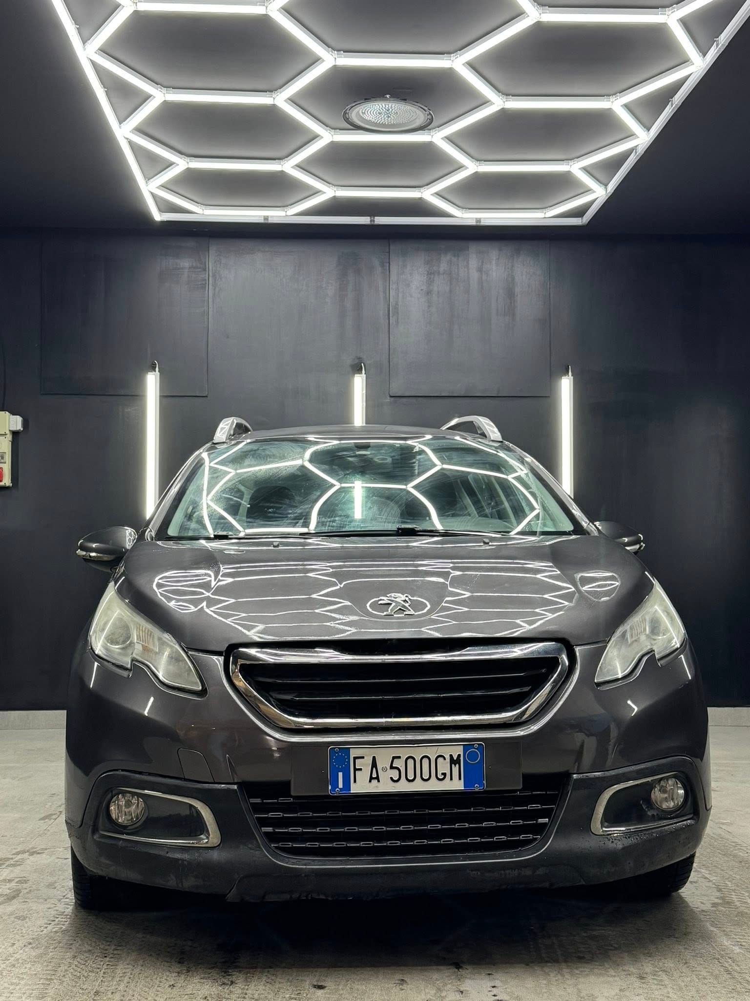 
PEUGEOT2008 1.6 e-HDi 92 CV S&S ETG6 Allure2015 full									