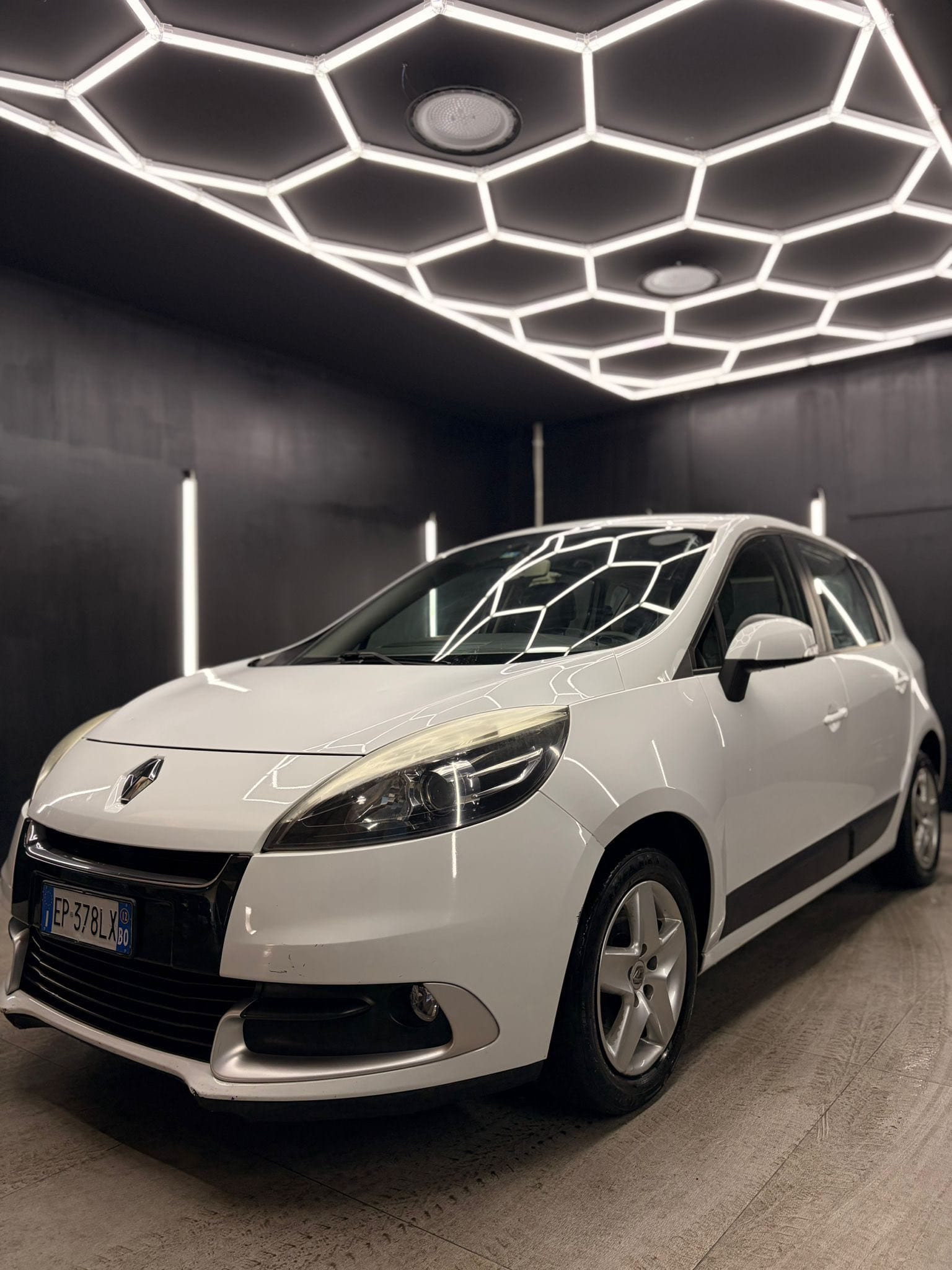 RENAULTScenic XMod 1.6 GPL Wave2012