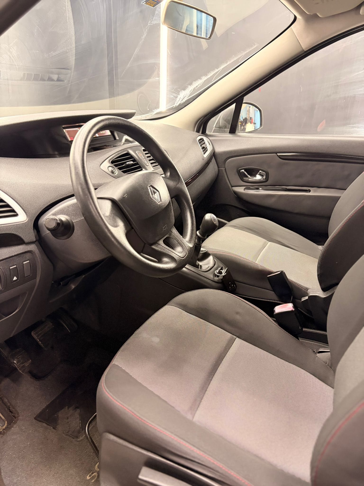 
RENAULTScenic XMod 1.6 GPL Wave2012 full									