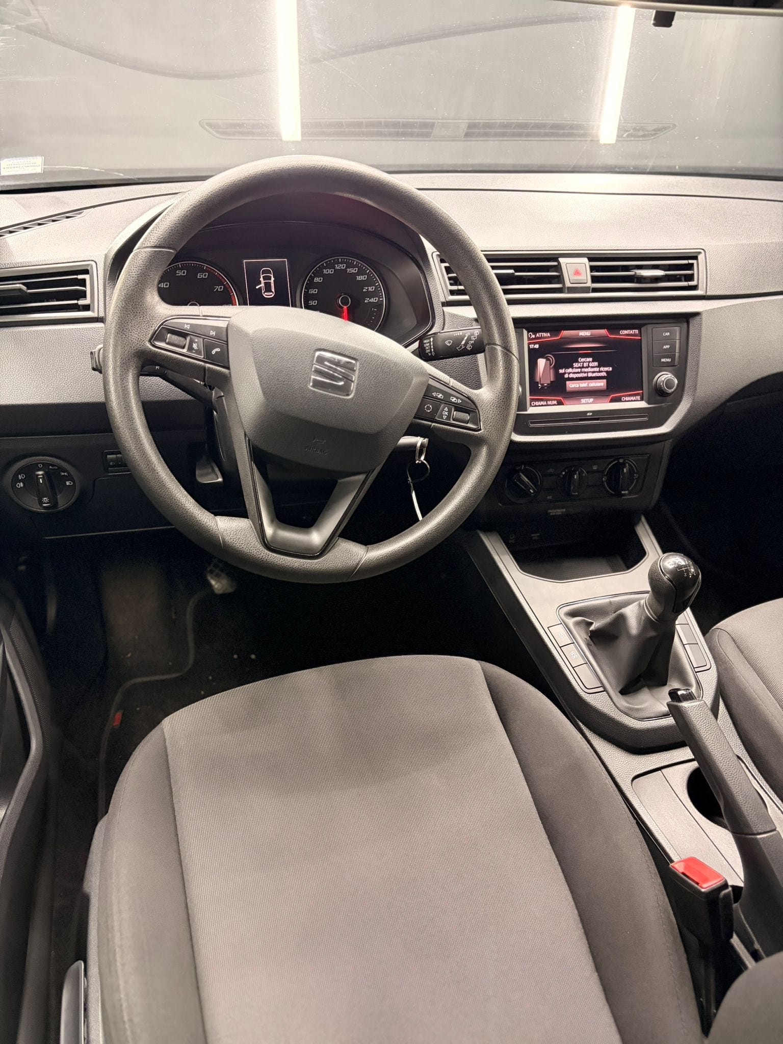 
SEATIbiza 1.0 TGI 5p FR2019 full									