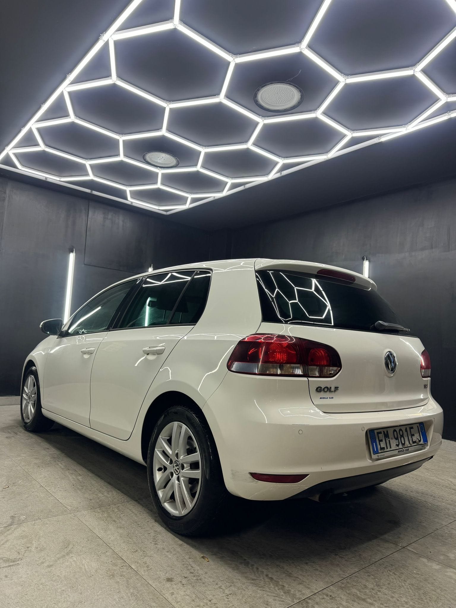 
VOLKSWAGENGolf 1.6 TDI 3p. Highline Business2012 full									