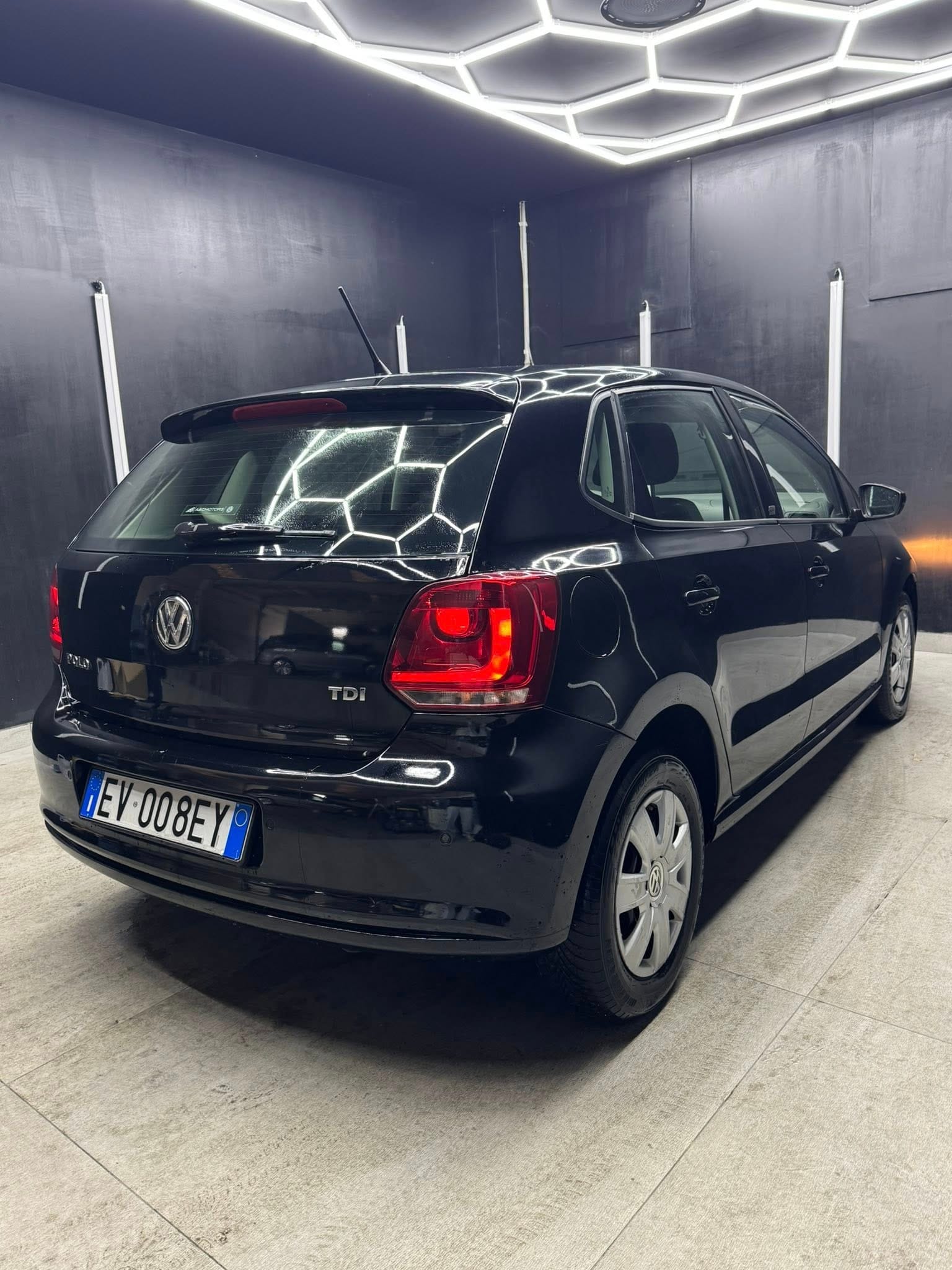 
VOLKSWAGENPolo 1.2 TDI DPF 5p. Comfortline2014 full									