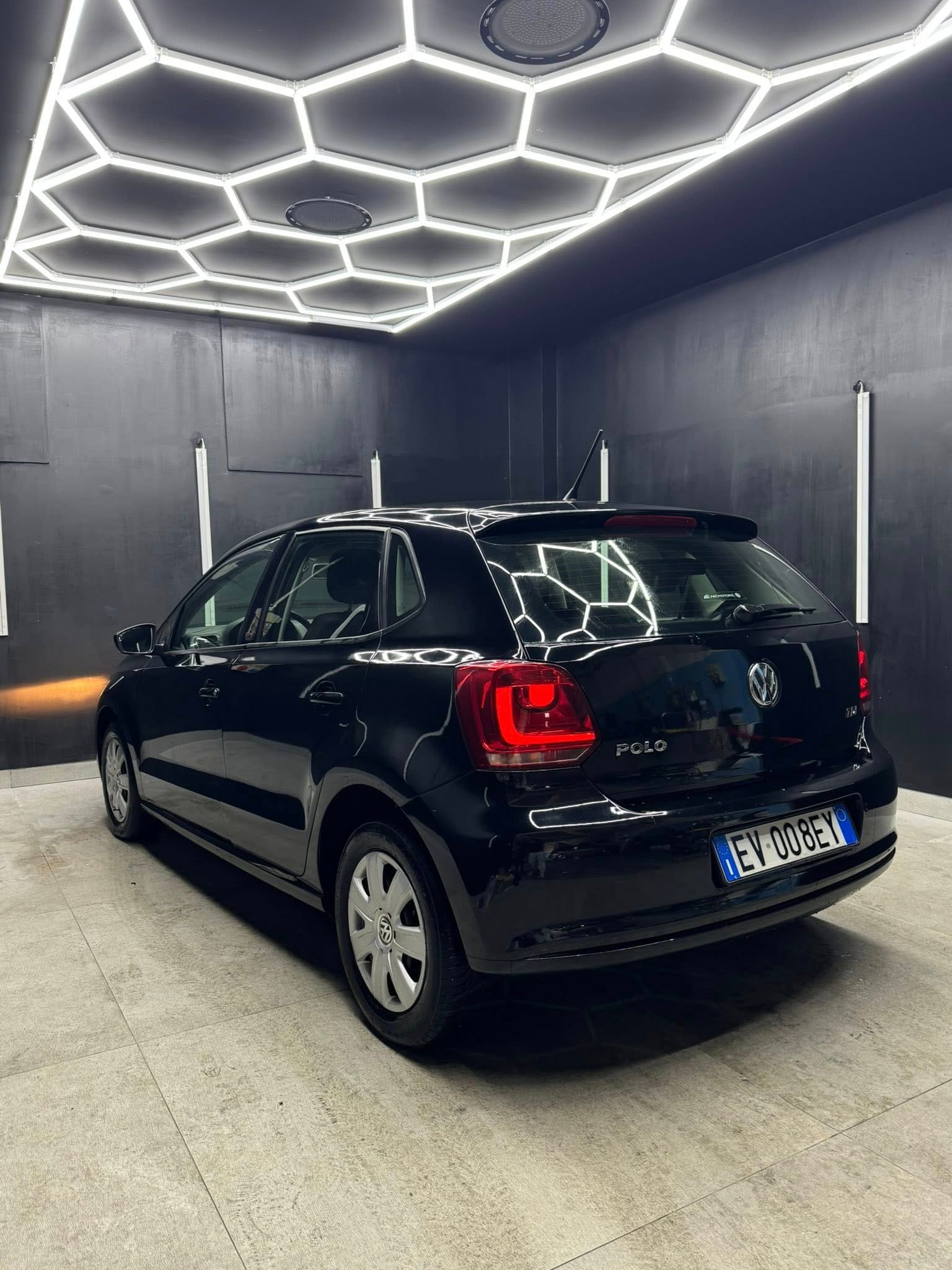 
VOLKSWAGENPolo 1.2 TDI DPF 5p. Comfortline2014 full									