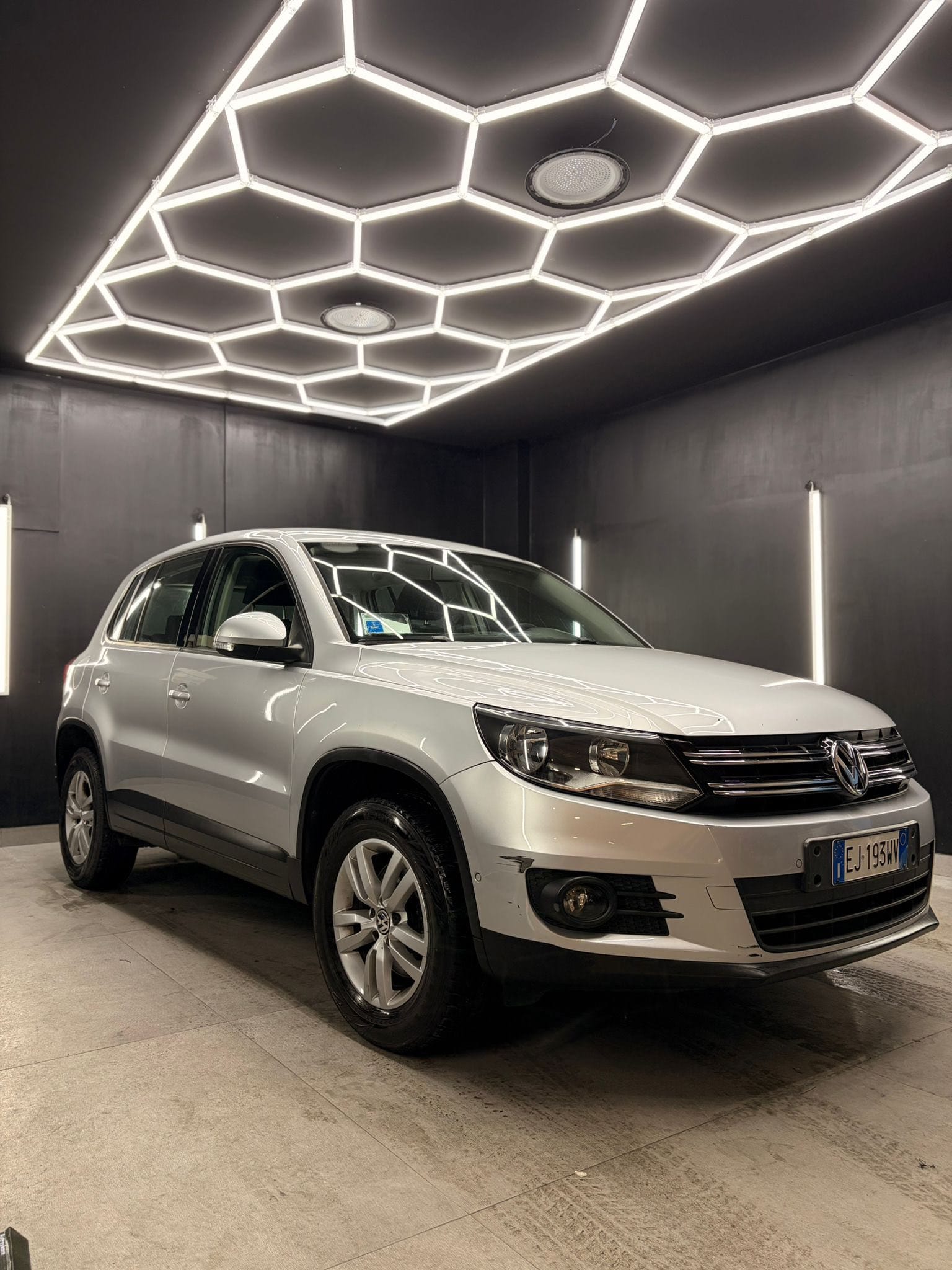 
VOLKSWAGENTiguan 1.4 TSI 122 CV Trend & Fun2011 full									