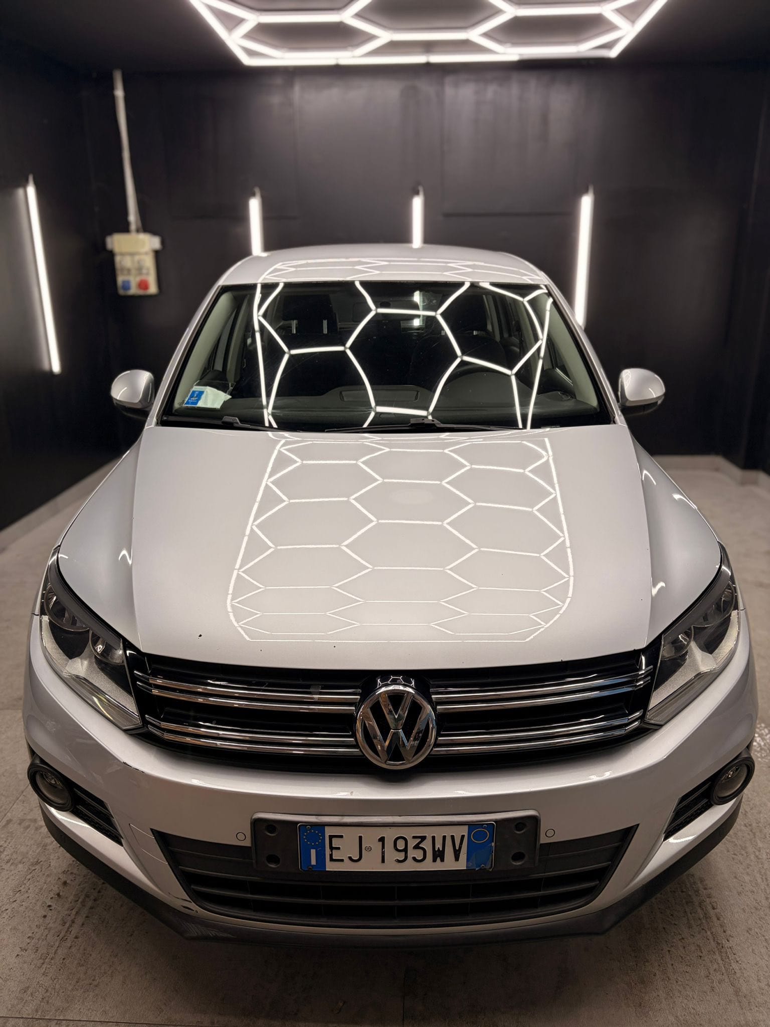 
VOLKSWAGENTiguan 1.4 TSI 122 CV Trend & Fun2011 full									