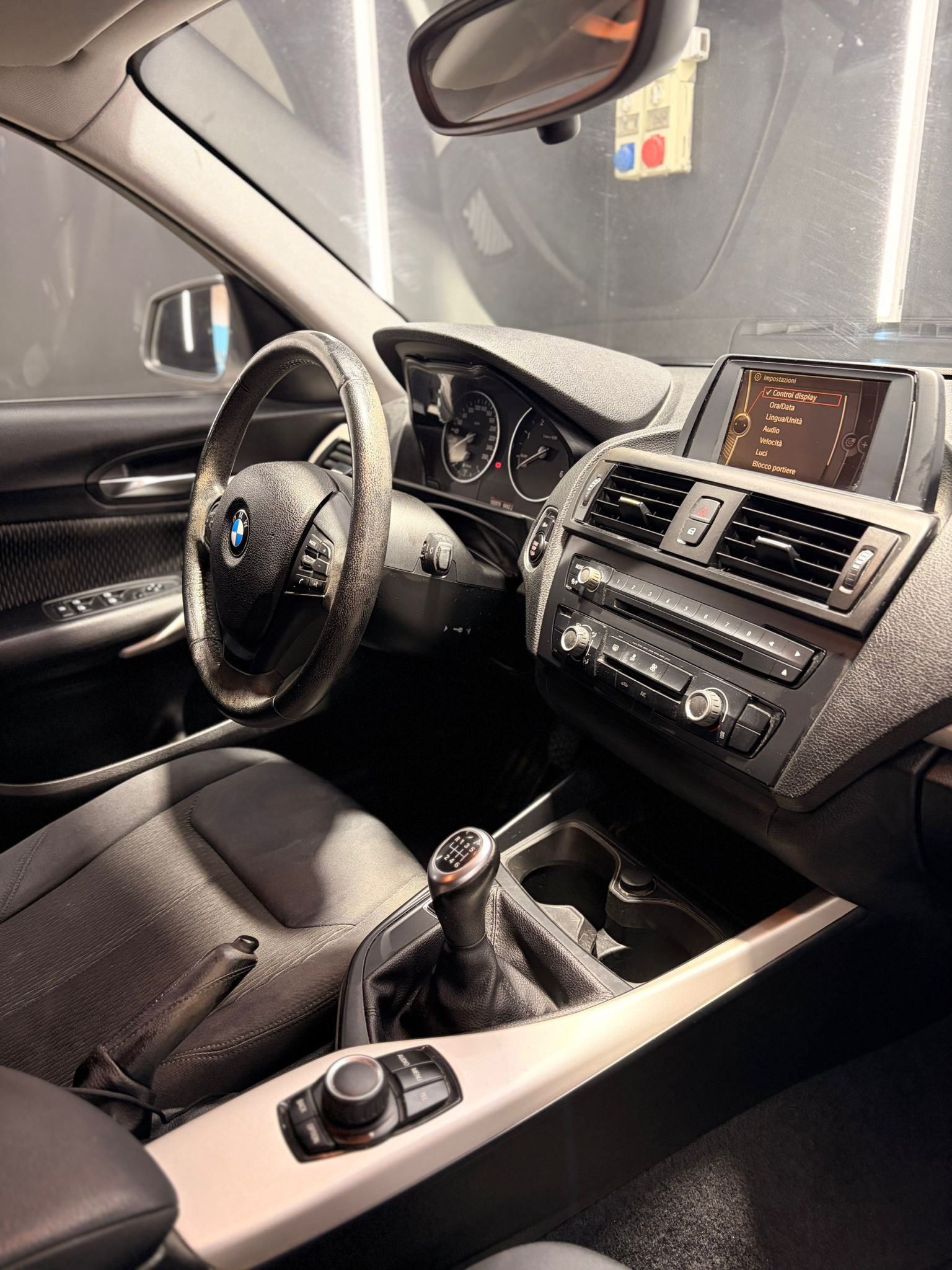 
BMWSerie 1 116d 5P Urban2014 full									