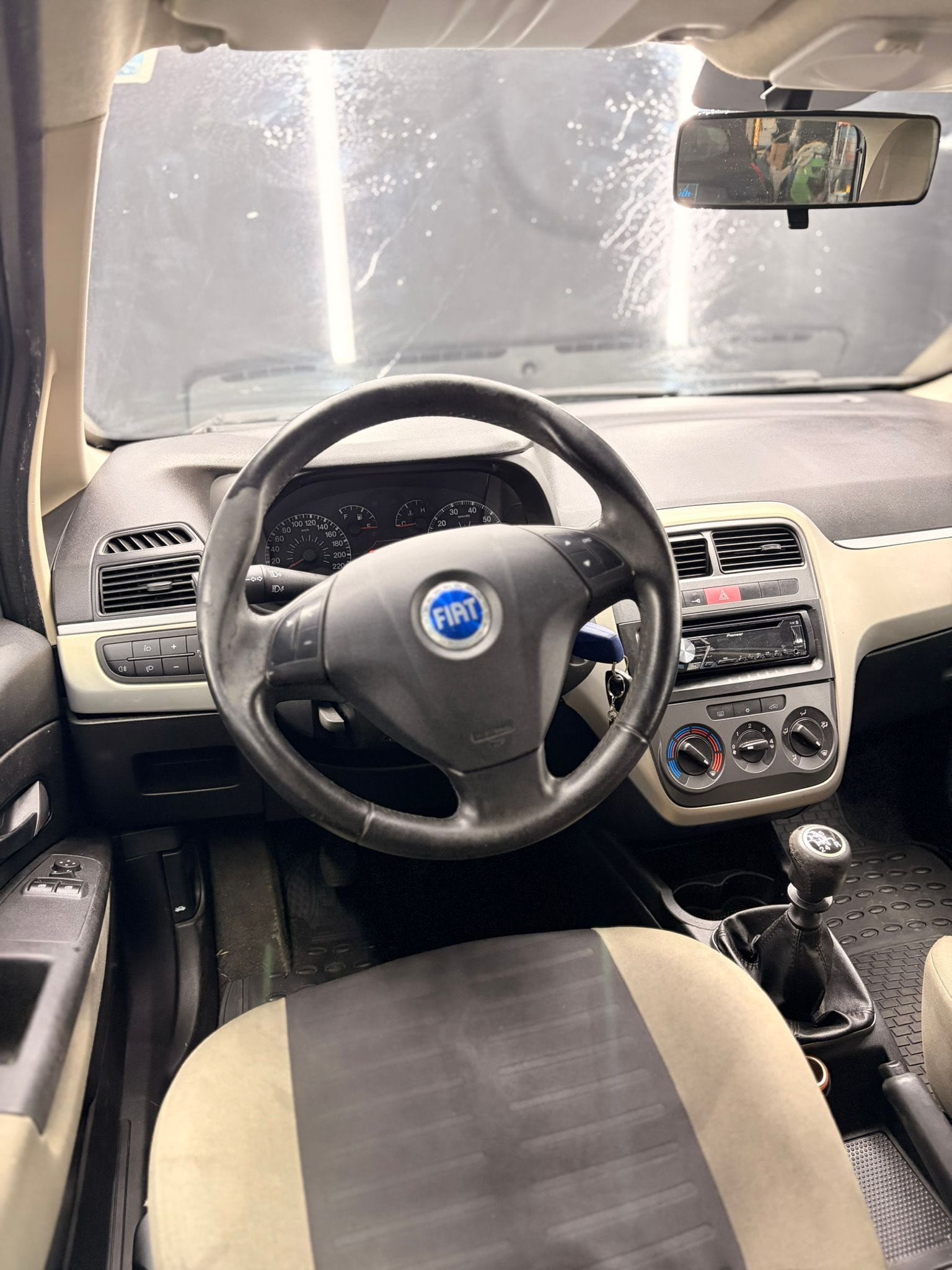 
FIATGrande Punto 5p 1.2 Active 65cv full									