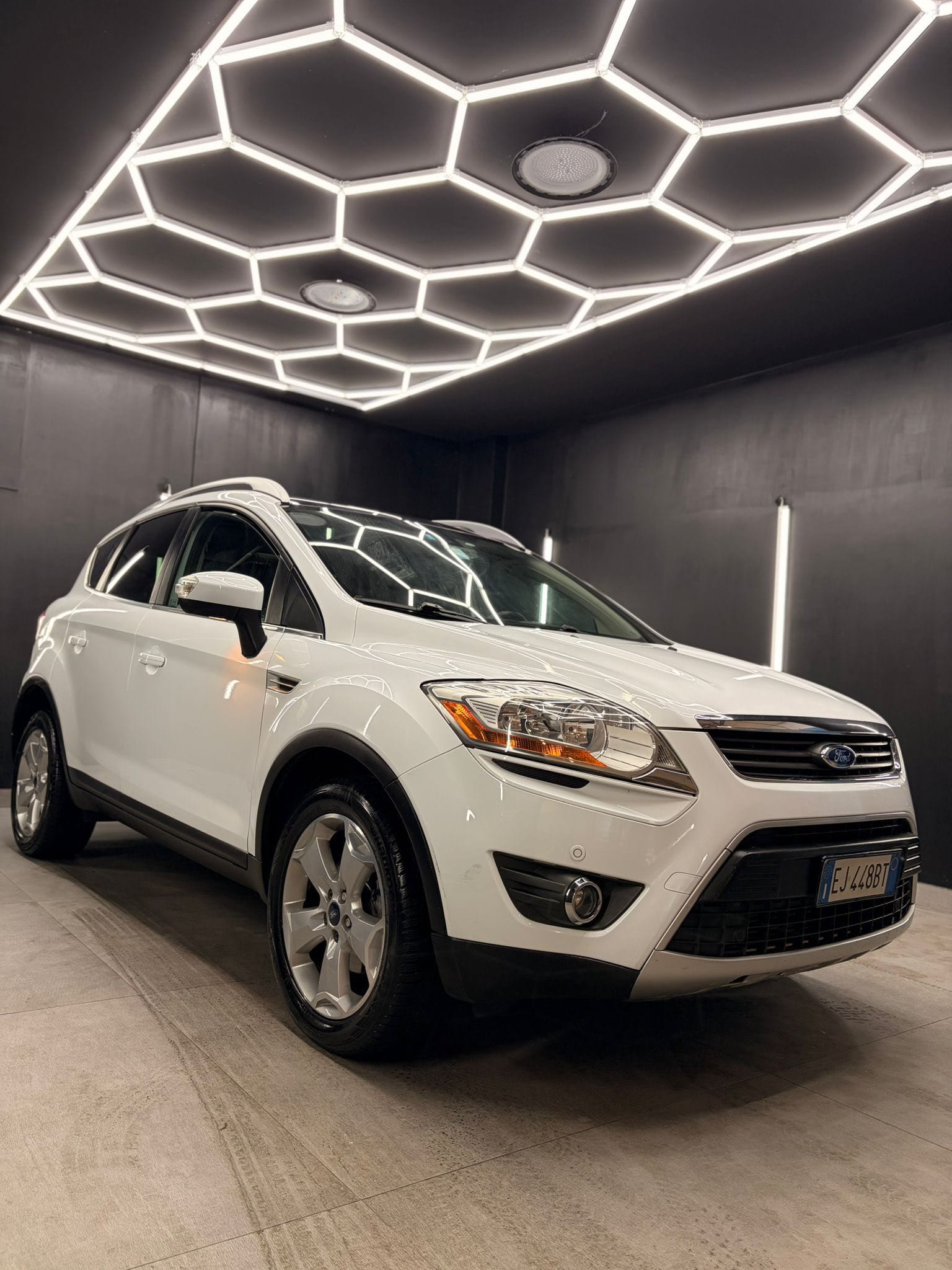 
FORDKuga 2.0 tdci Titanium 4wd 163cv auto2011 full									