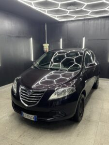 LANCIAYpsilon 0.9 TwinAir Metano Ecochic Elefantino2011
