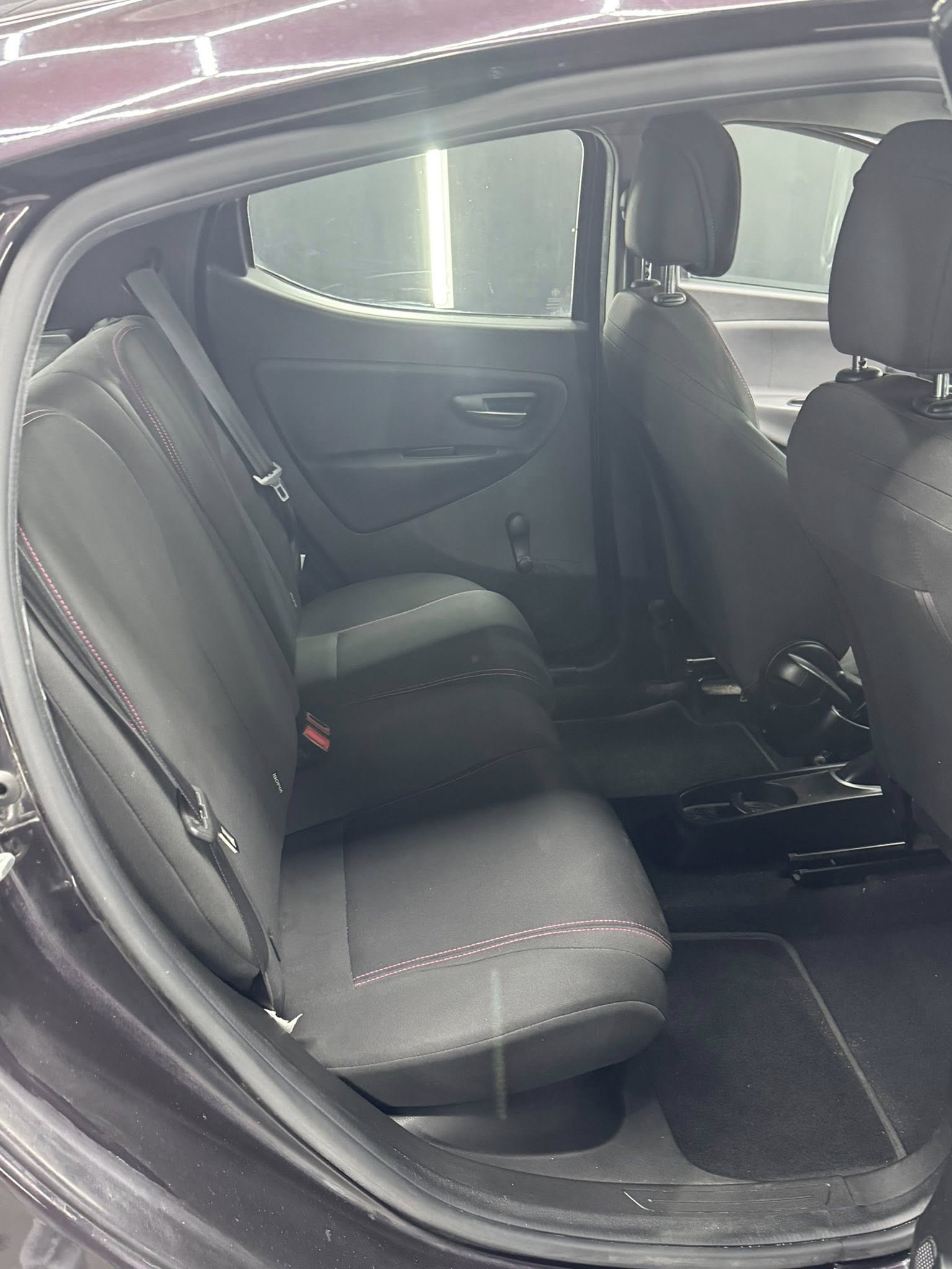 
LANCIAYpsilon 0.9 TwinAir Metano Ecochic Elefantino2011 full									