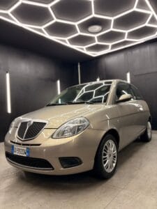 LANCIAYpsilon 1.4 8v Argento ecochic Gpl2009