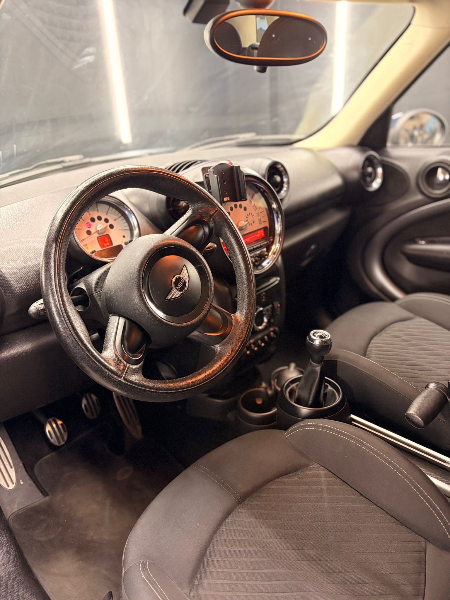 
MINICountryman 2.0 Cooper S All42013 full									