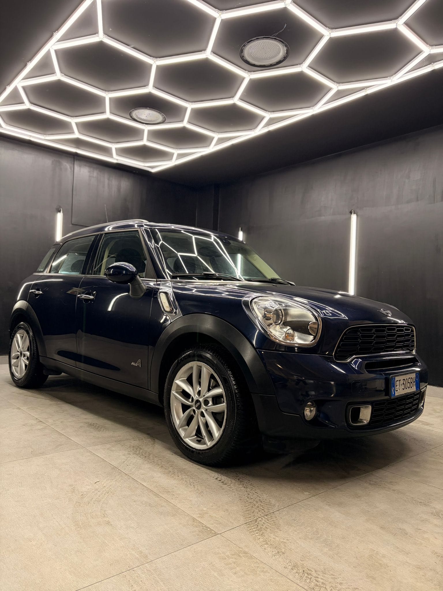 
MINICountryman 2.0 Cooper S All42013 full									