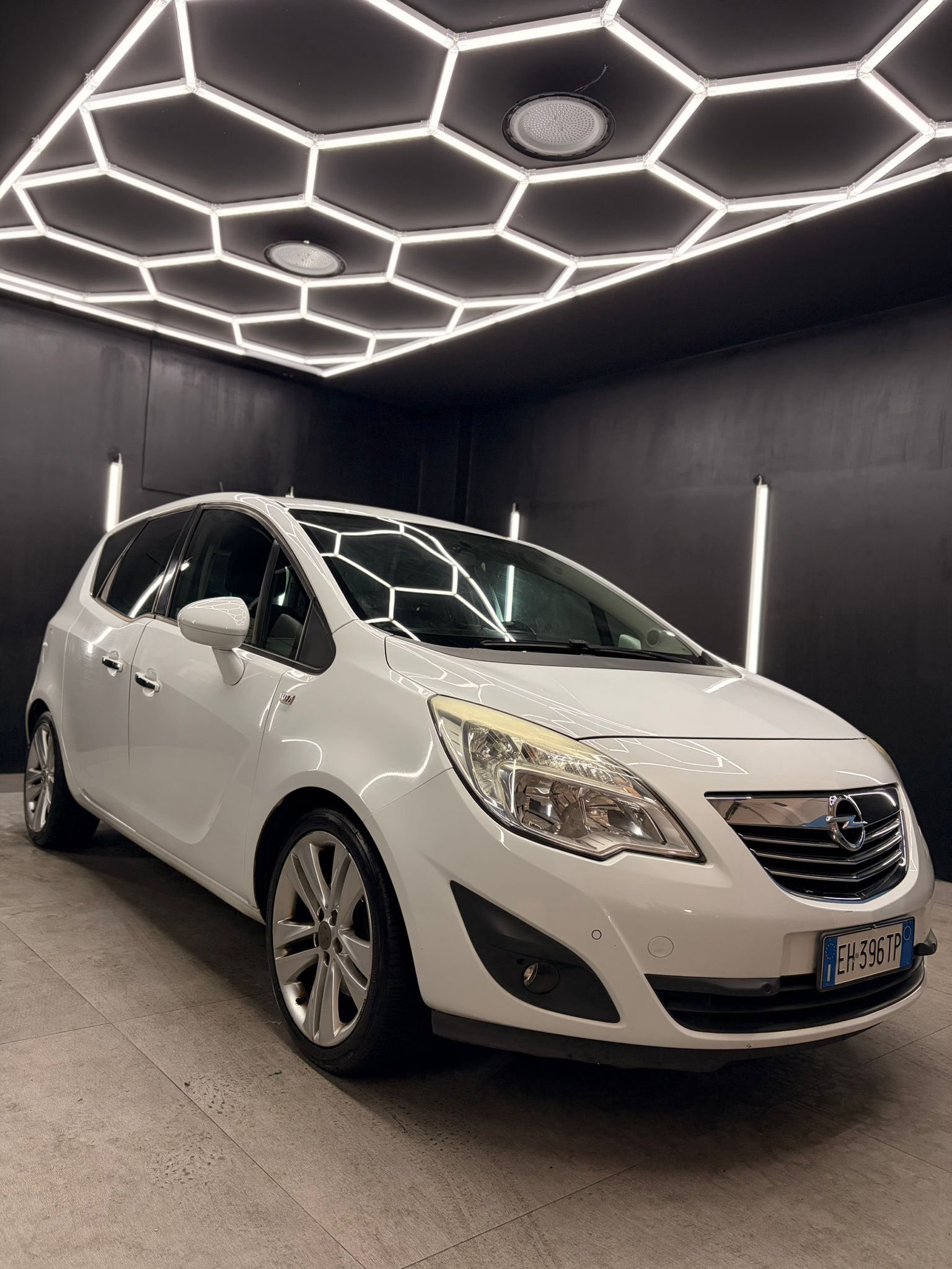 
OPELMeriva 1.4 Turbo 140CV B-Color Panoramic2011 full									